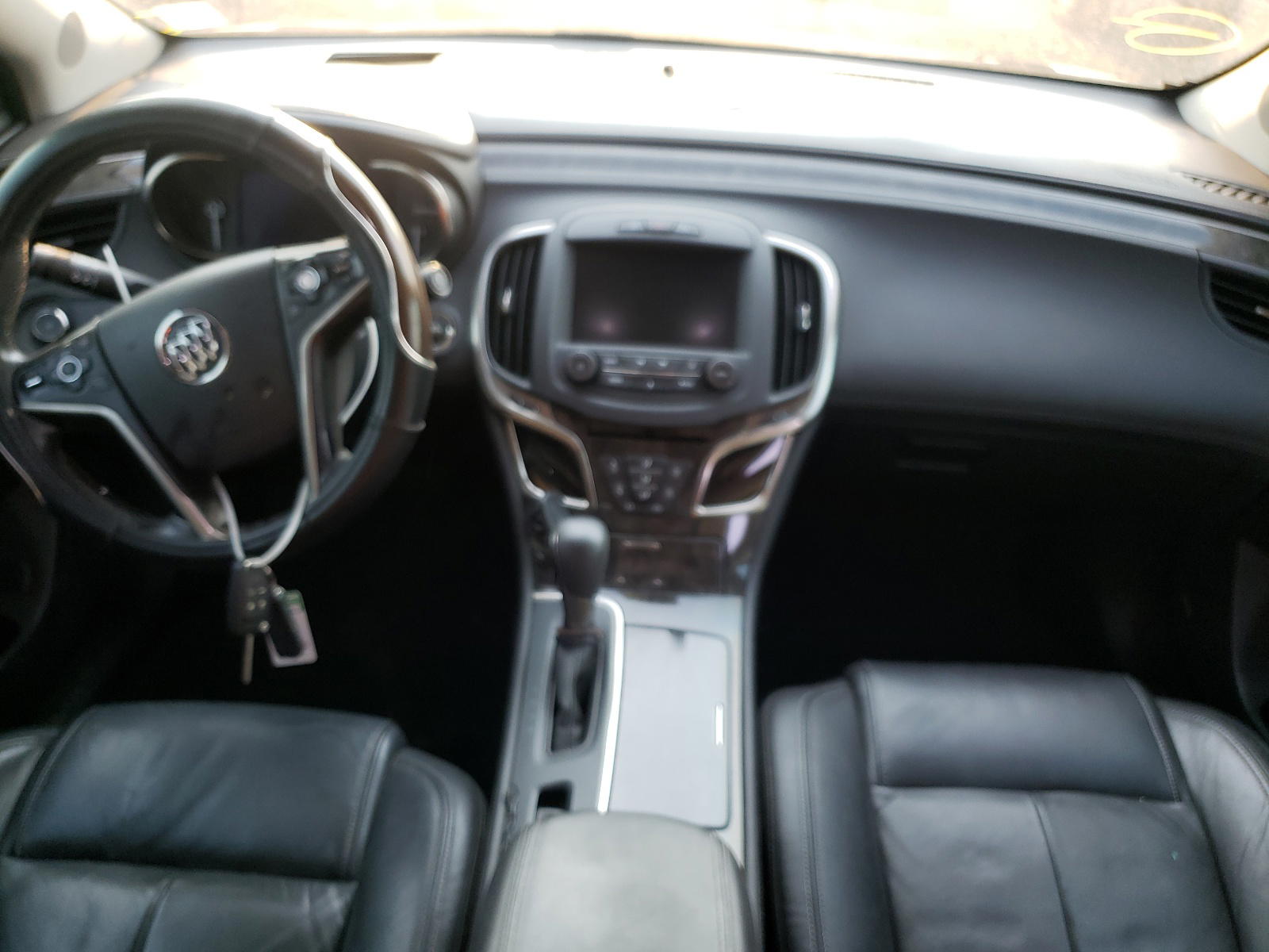 Photo 9 from auction – 2014 BUICK LACROSSE with VIN 1G4GB5GR9EF152322