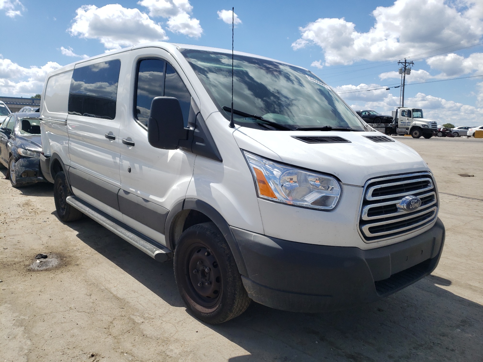 Zdjęcie 1 z aukcji – 2019 FORD TRANSIT T- z VIN 1FTYR1YM4KKB20218