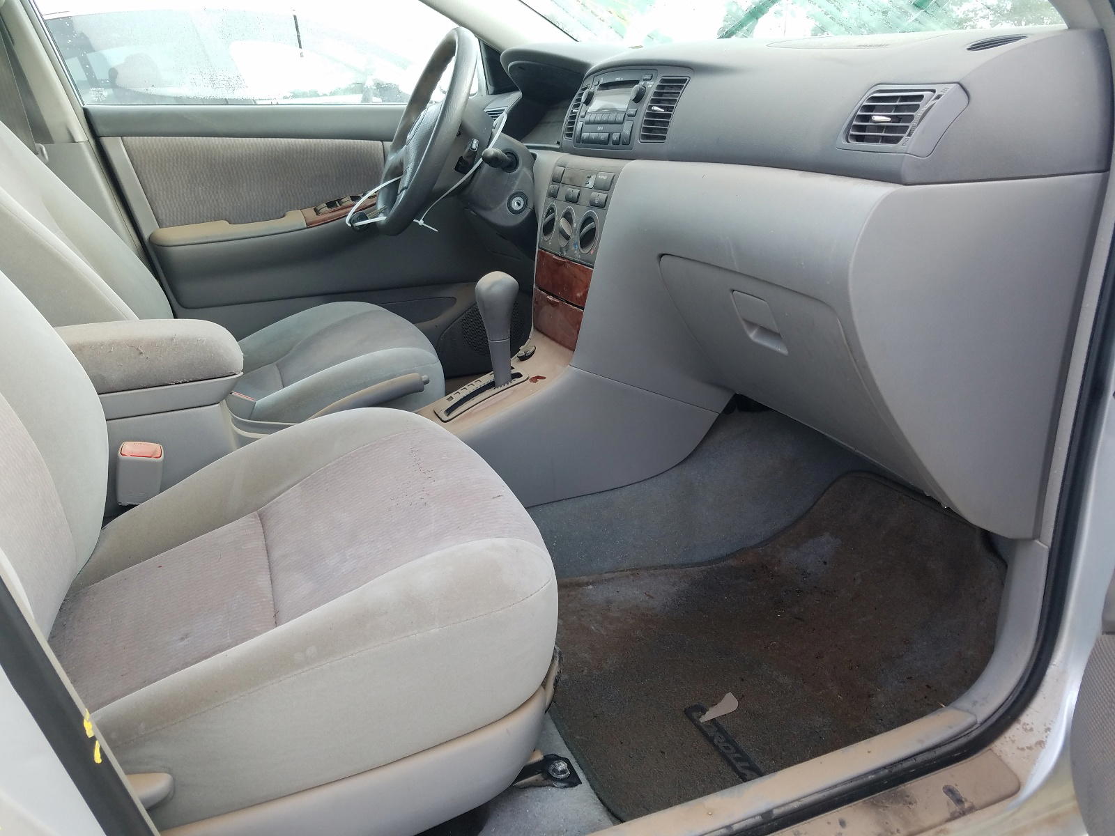 Photo 5 from auction – 2008 TOYOTA COROLLA CE with VIN 2T1BR30E88C919189