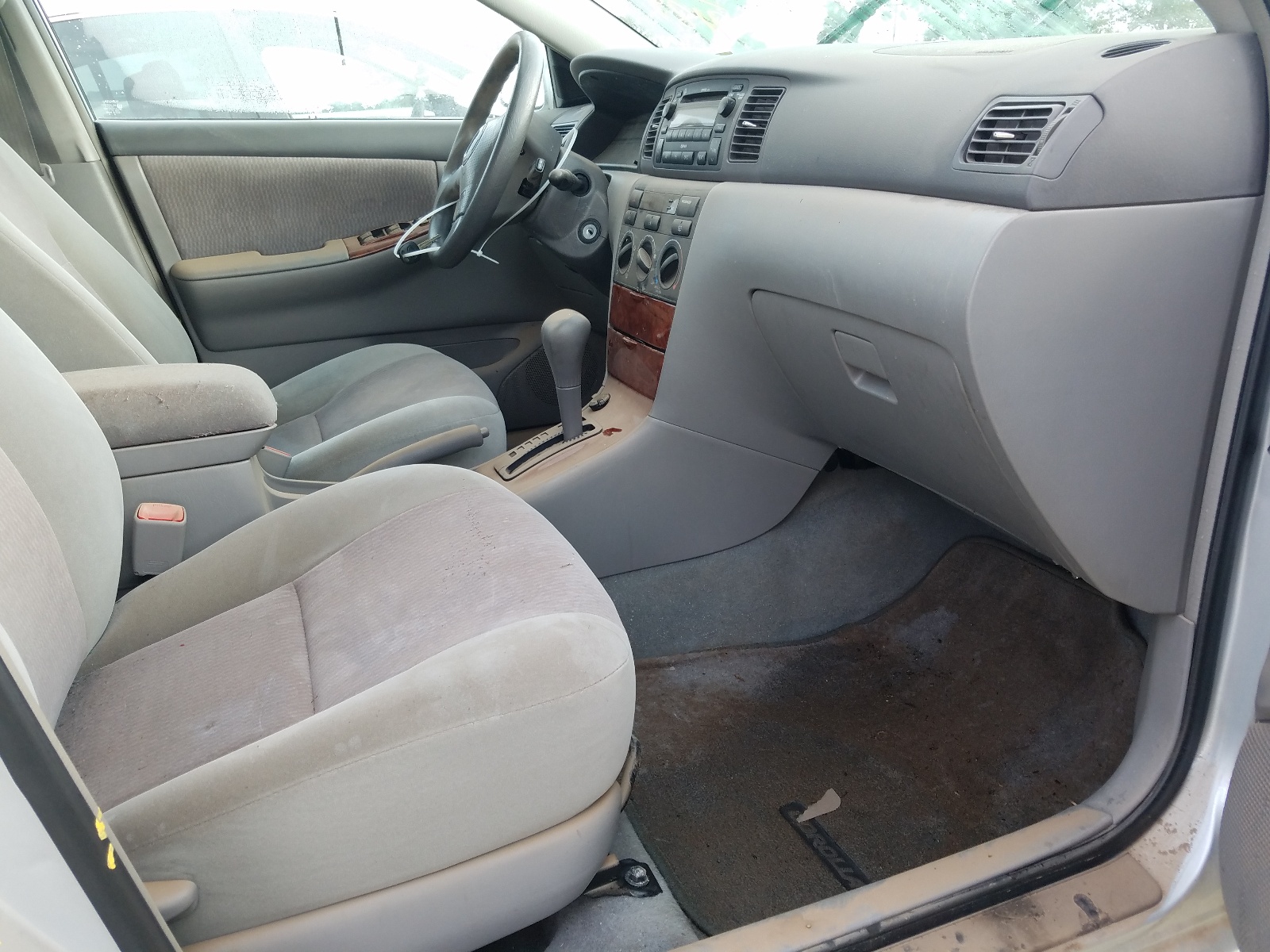 Zdjęcie 5 z aukcji – 2008 TOYOTA COROLLA CE z VIN 2T1BR30E88C919189