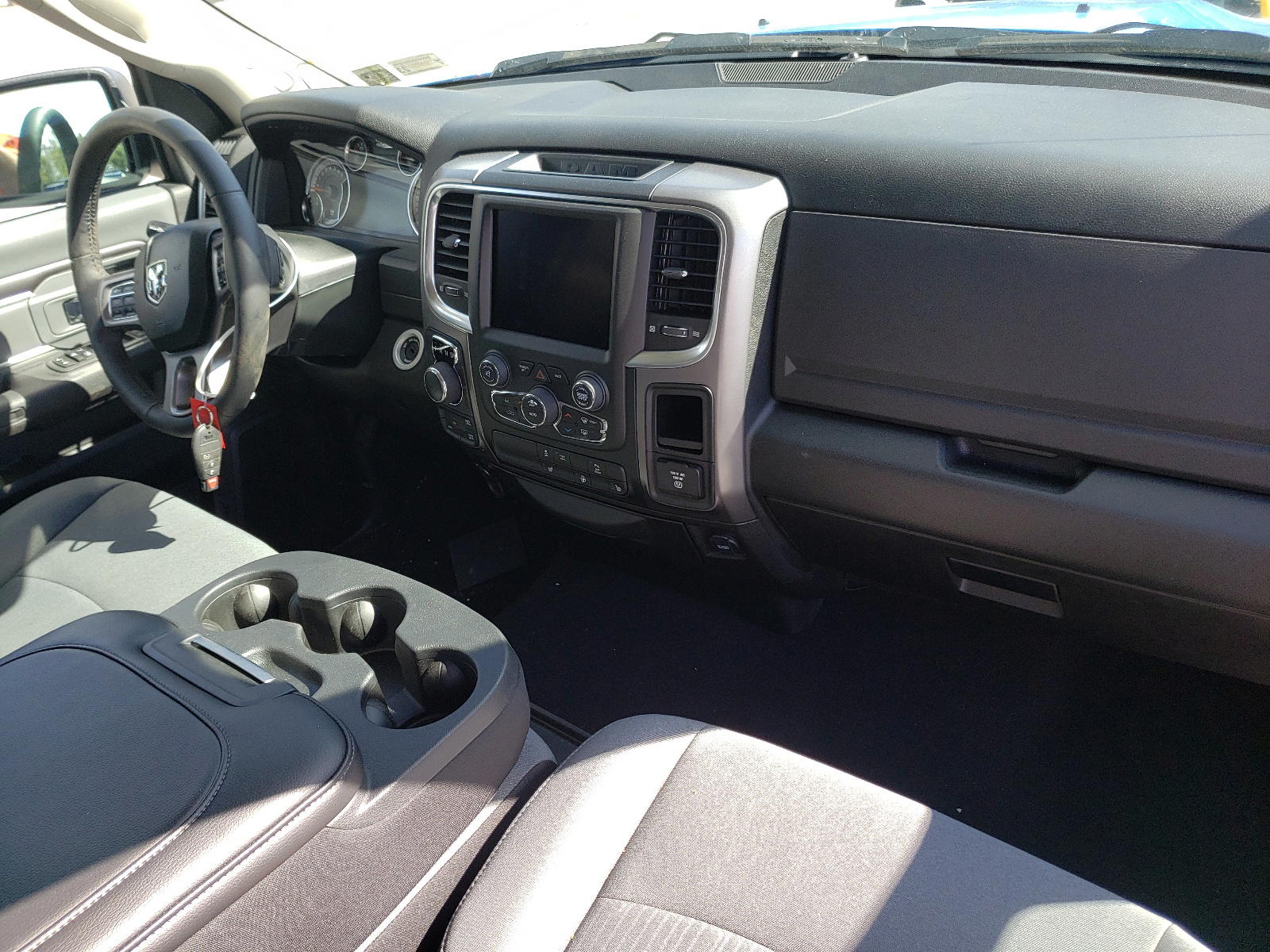 Photo 9 from auction – 2021 RAM 1500 CLASS with VIN 3C6RR7LT5MG621934
