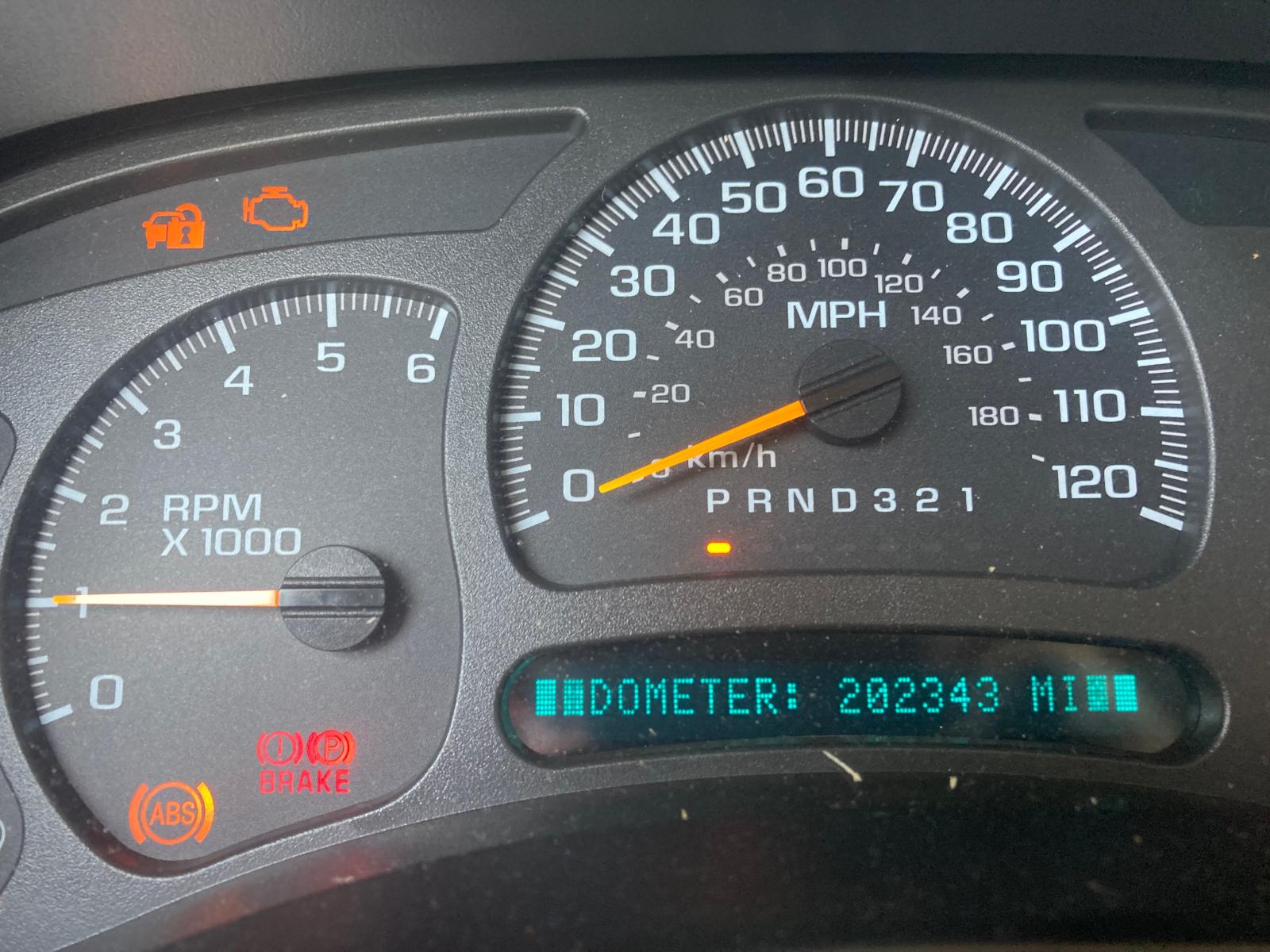 Photo 8 from auction – 2004 CHEVROLET AVALANCHE with VIN 3GNEC12TX4G109374