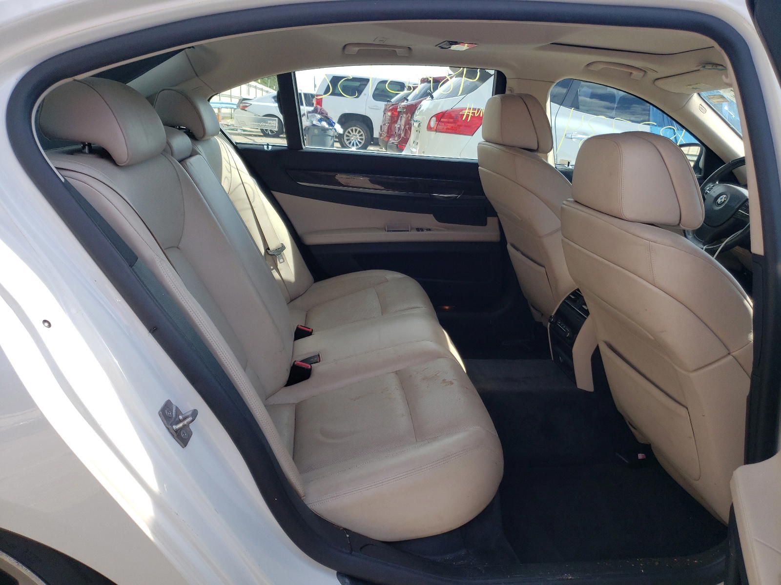 Photo 6 from auction – 2011 BMW 740 LI with VIN WBAKB4C50BC574002