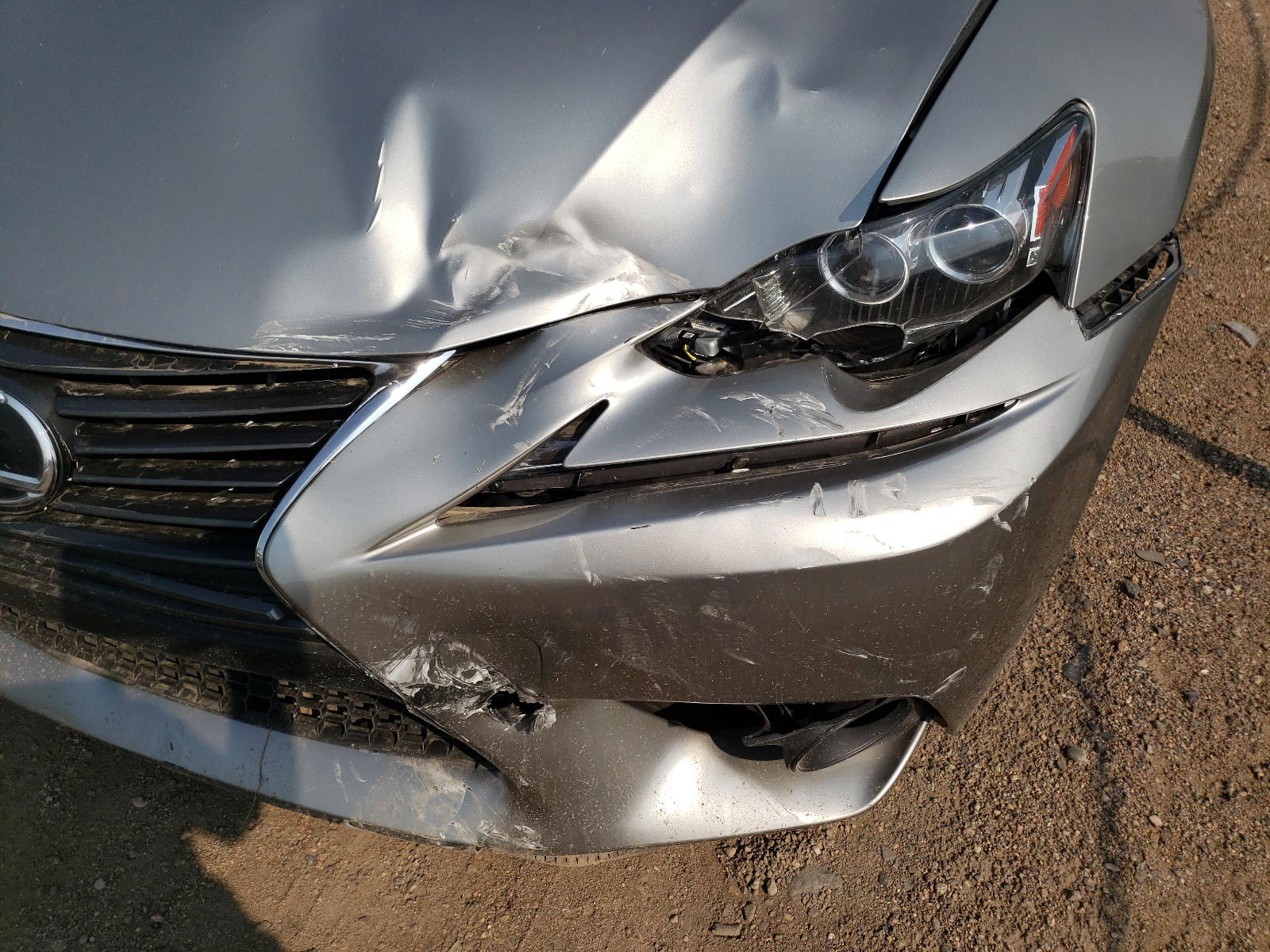 Photo 9 from auction – 2016 LEXUS IS 300 with VIN JTHCM1D23G5004686