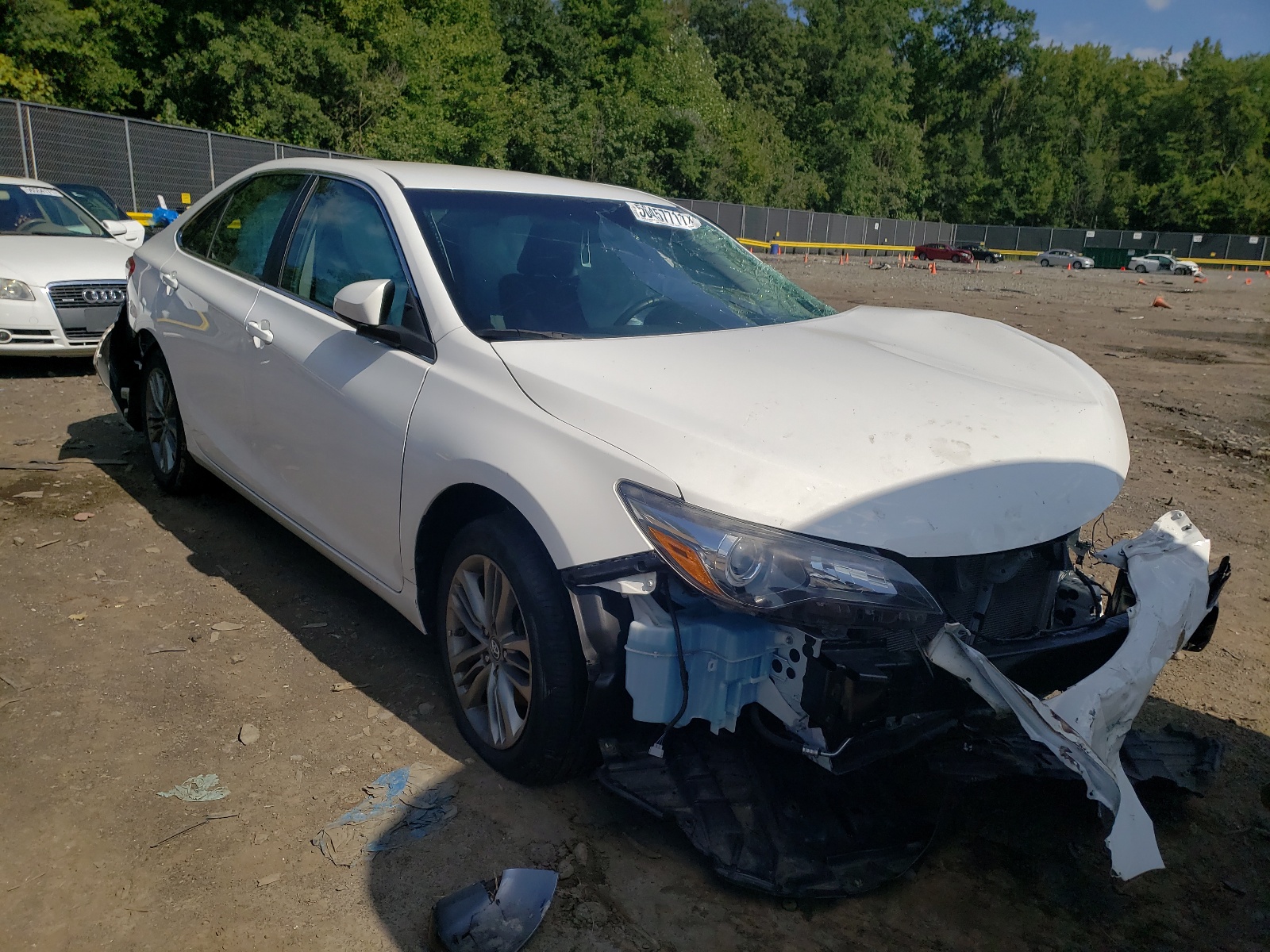 TOYOTA CAMRY LE 2017 with VIN 4T1BF1FK0HU370449 - Photo from auction