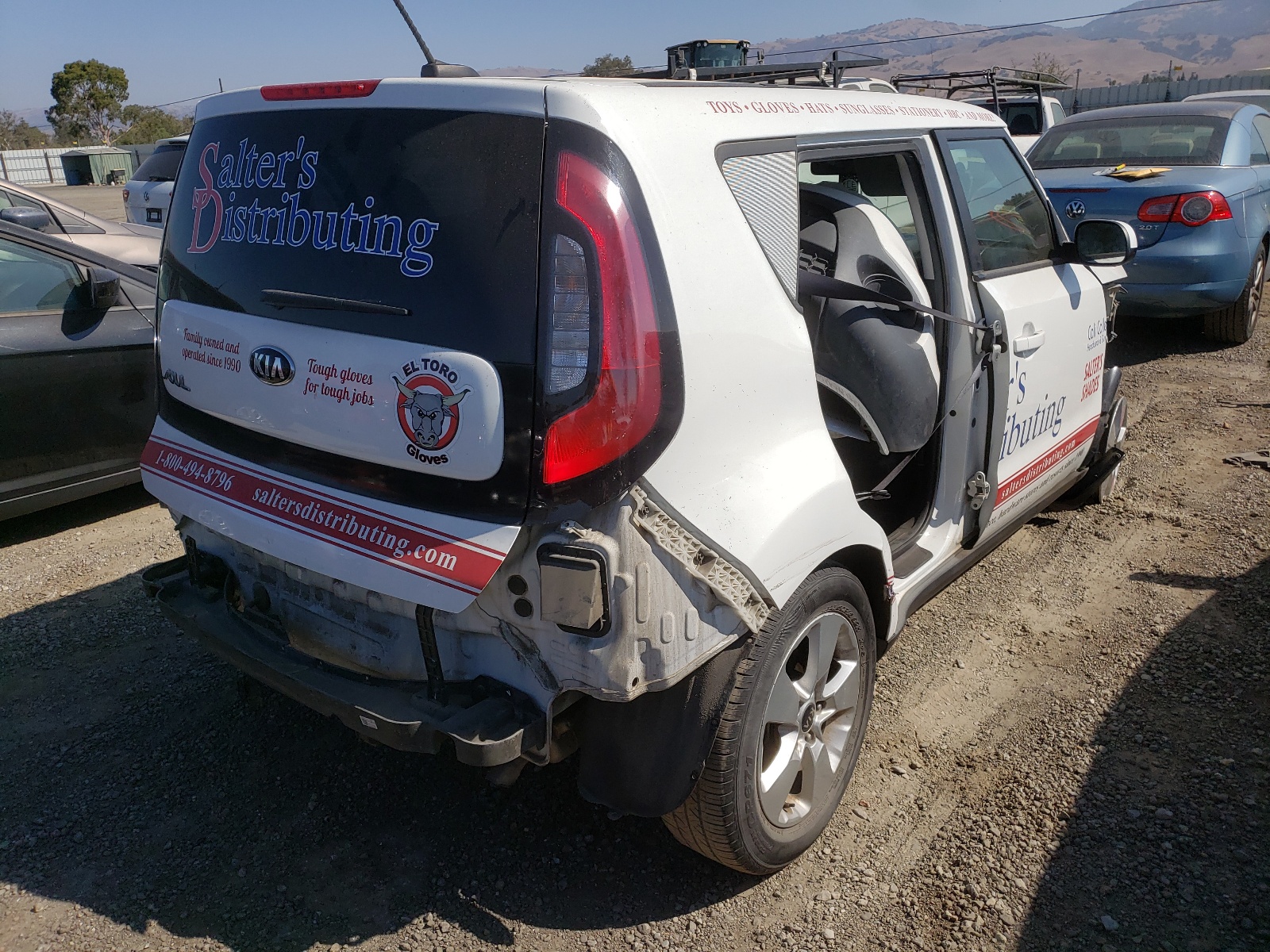 Photo 4 from auction – 2017 KIA SOUL with VIN KNDJN2A20H7457573