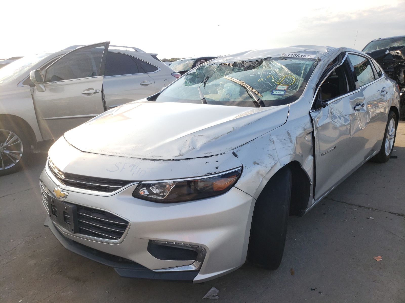 Photo 2 from auction – 2017 CHEVROLET MALIBU LT with VIN 1G1ZE5ST7HF186599