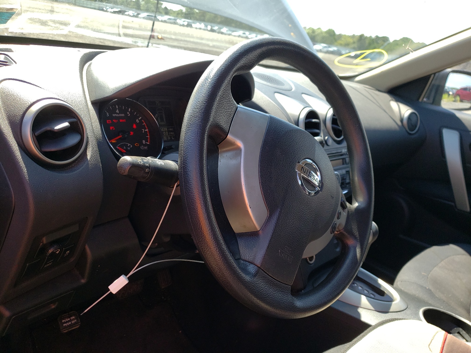 Photo 9 from auction – 2011 NISSAN ROGUE with VIN JN8AS5MV5BW255345
