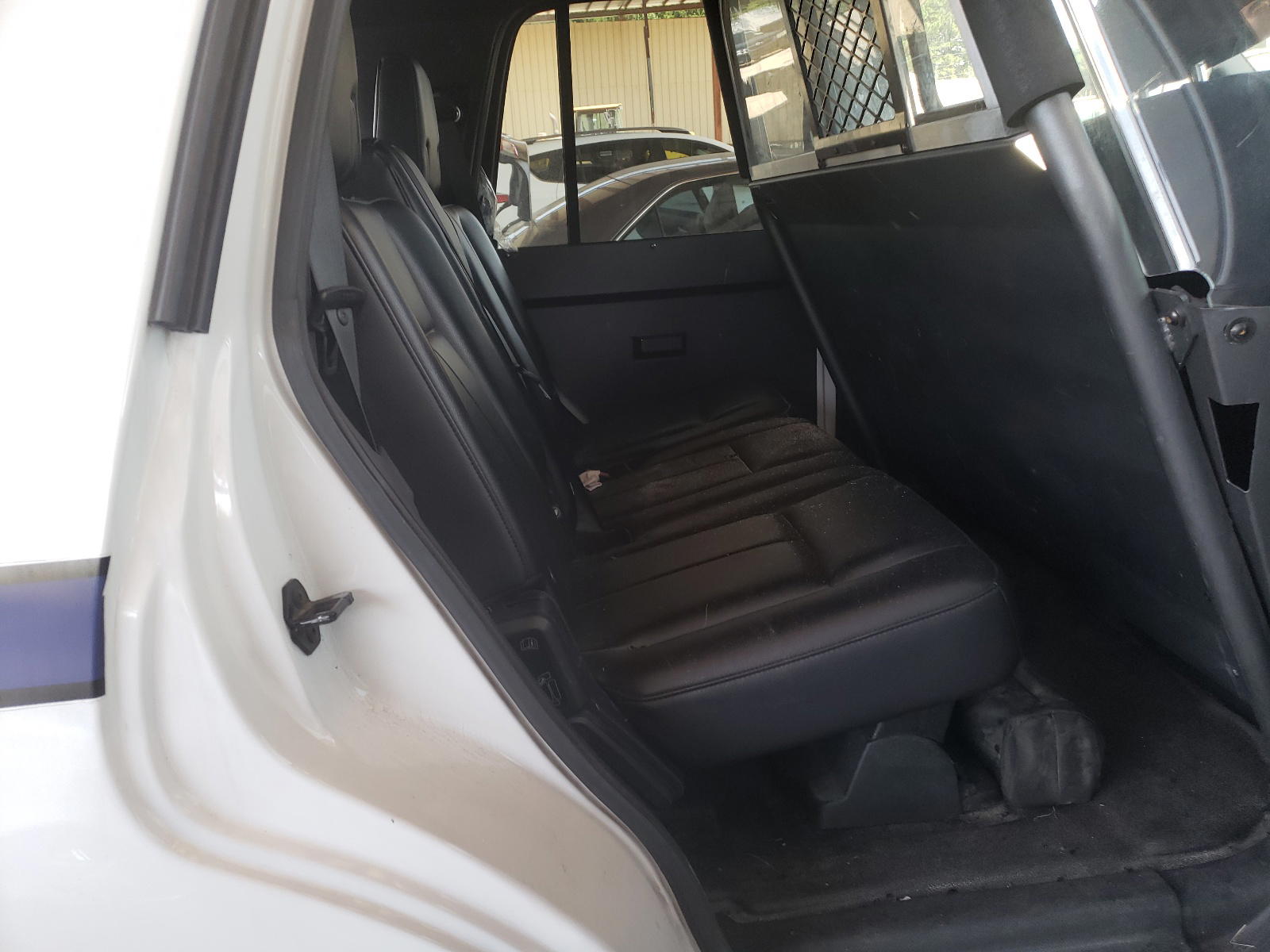 Photo 6 from auction – 2016 FORD EXPEDITION with VIN 1FMJU1FT2GEF53774