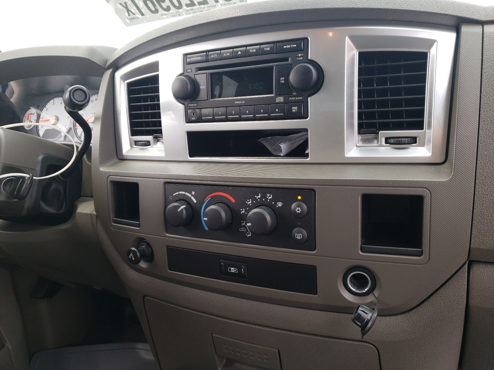 Photo 9 from auction – 2008 DODGE RAM 1500 S with VIN 1D7HA18N08J172658
