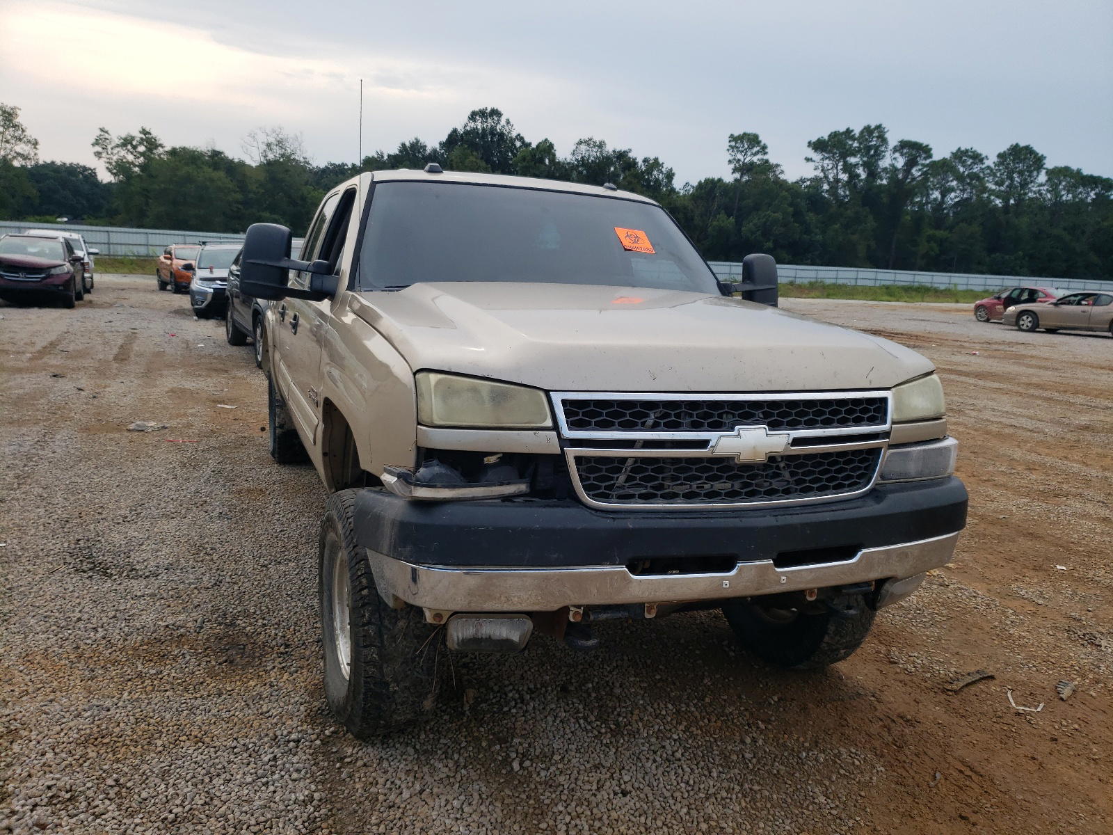 Photo 9 from auction – 2005 CHEVROLET SILVERADO with VIN 1GCHK23275F968686