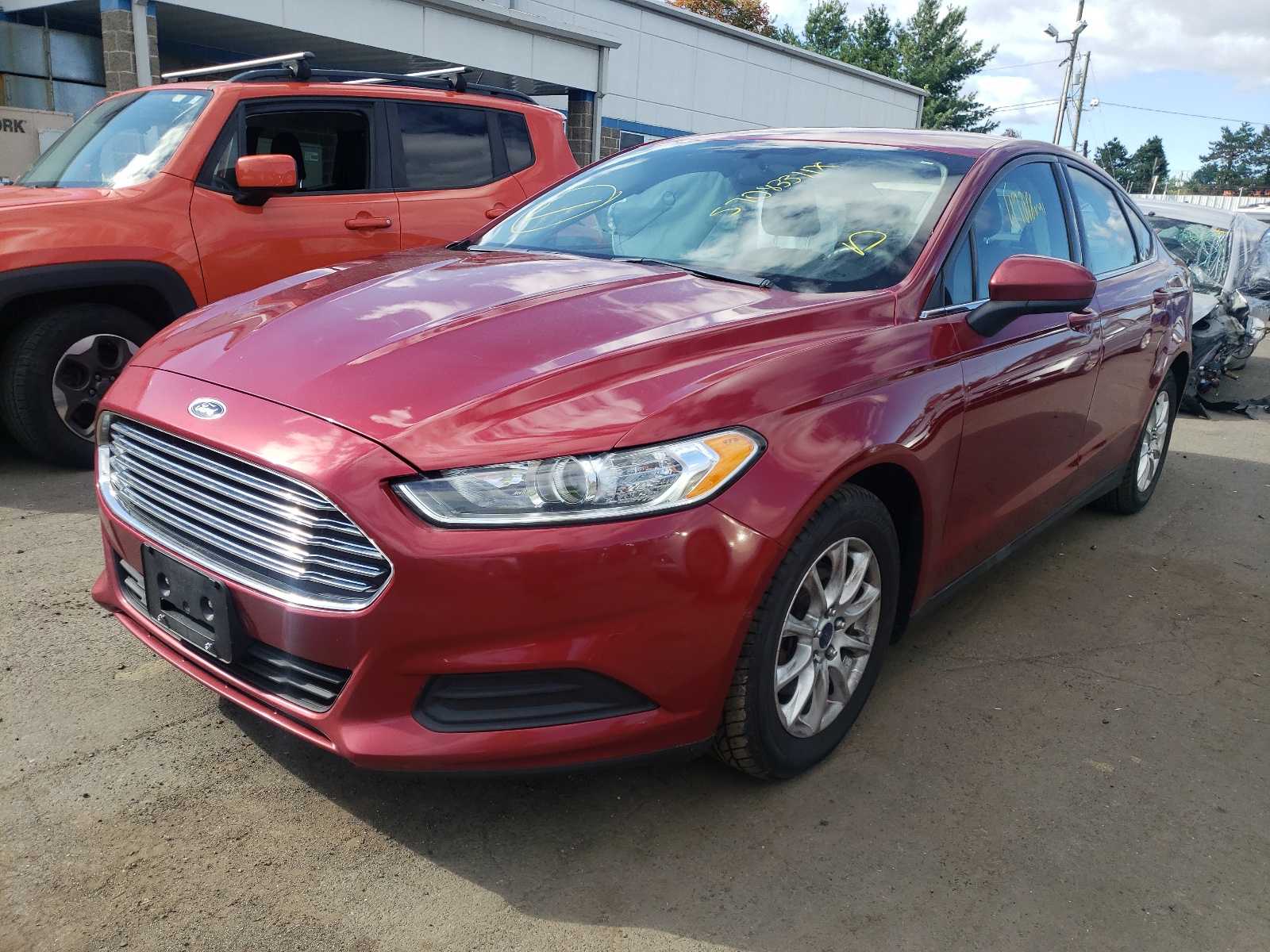 Photo 2 from auction – 2016 FORD FUSION S with VIN 3FA6P0G7XGR190026