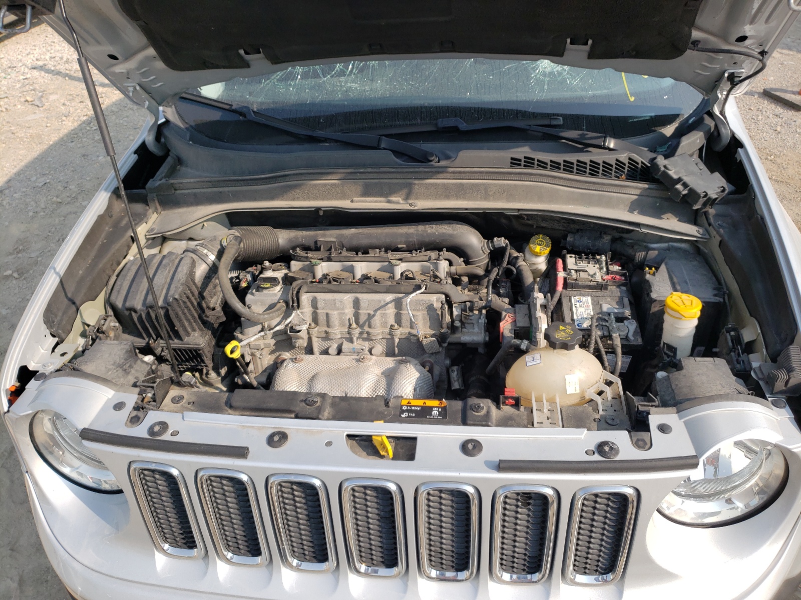 Photo 7 from auction – 2015 JEEP RENEGADE L with VIN ZACCJBBT1FPC39511