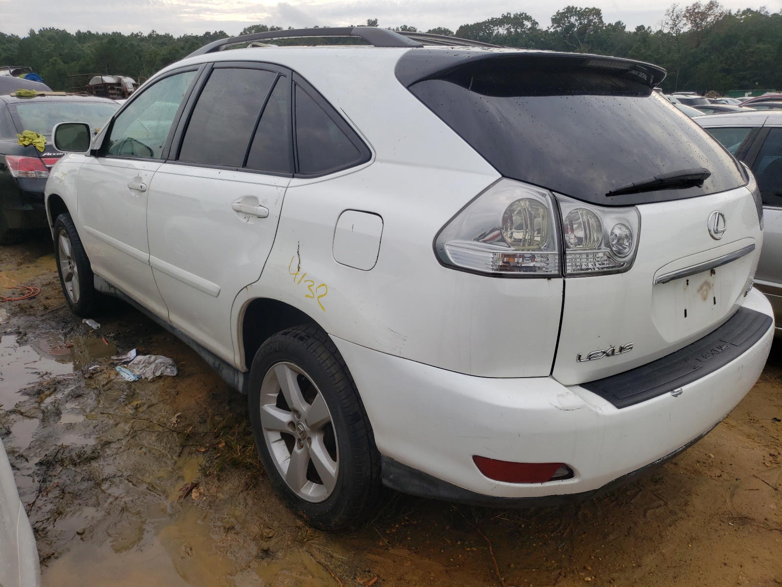 Photo 3 from auction – 2005 LEXUS RX 330 with VIN 2T2HA31U05C083439