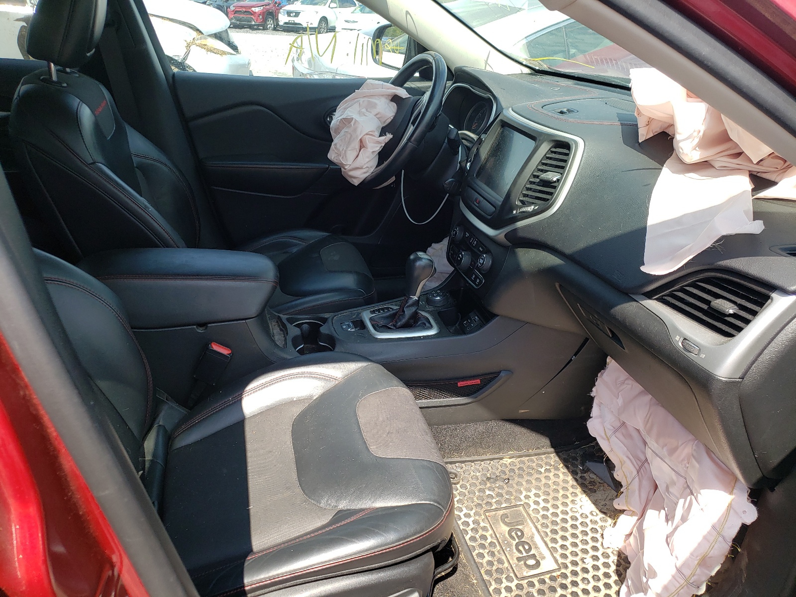 Photo 5 from auction – 2015 JEEP CHEROKEE T with VIN 1C4PJMBS2FW786892