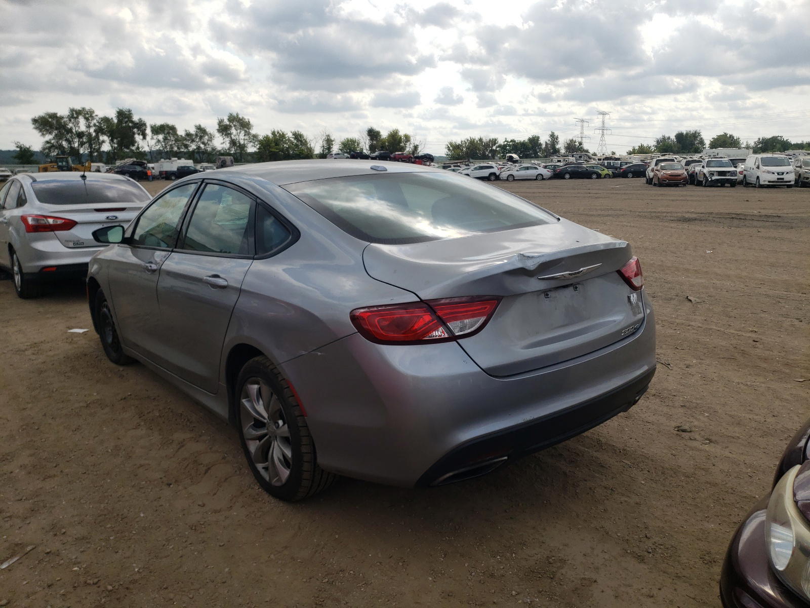 Photo 3 from auction – 2015 CHRYSLER 200 S with VIN 1C3CCCBB9FN647128