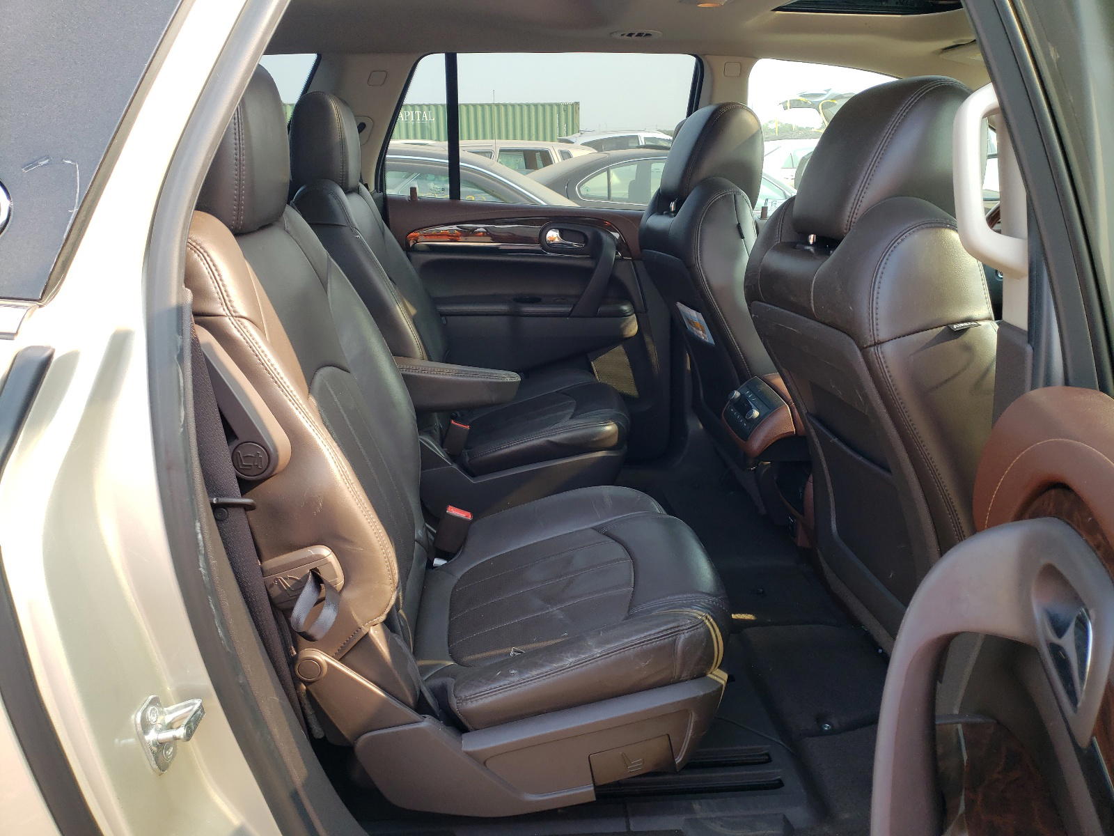 Photo 6 from auction – 2014 BUICK ENCLAVE with VIN 5GAKRCKD0EJ153478