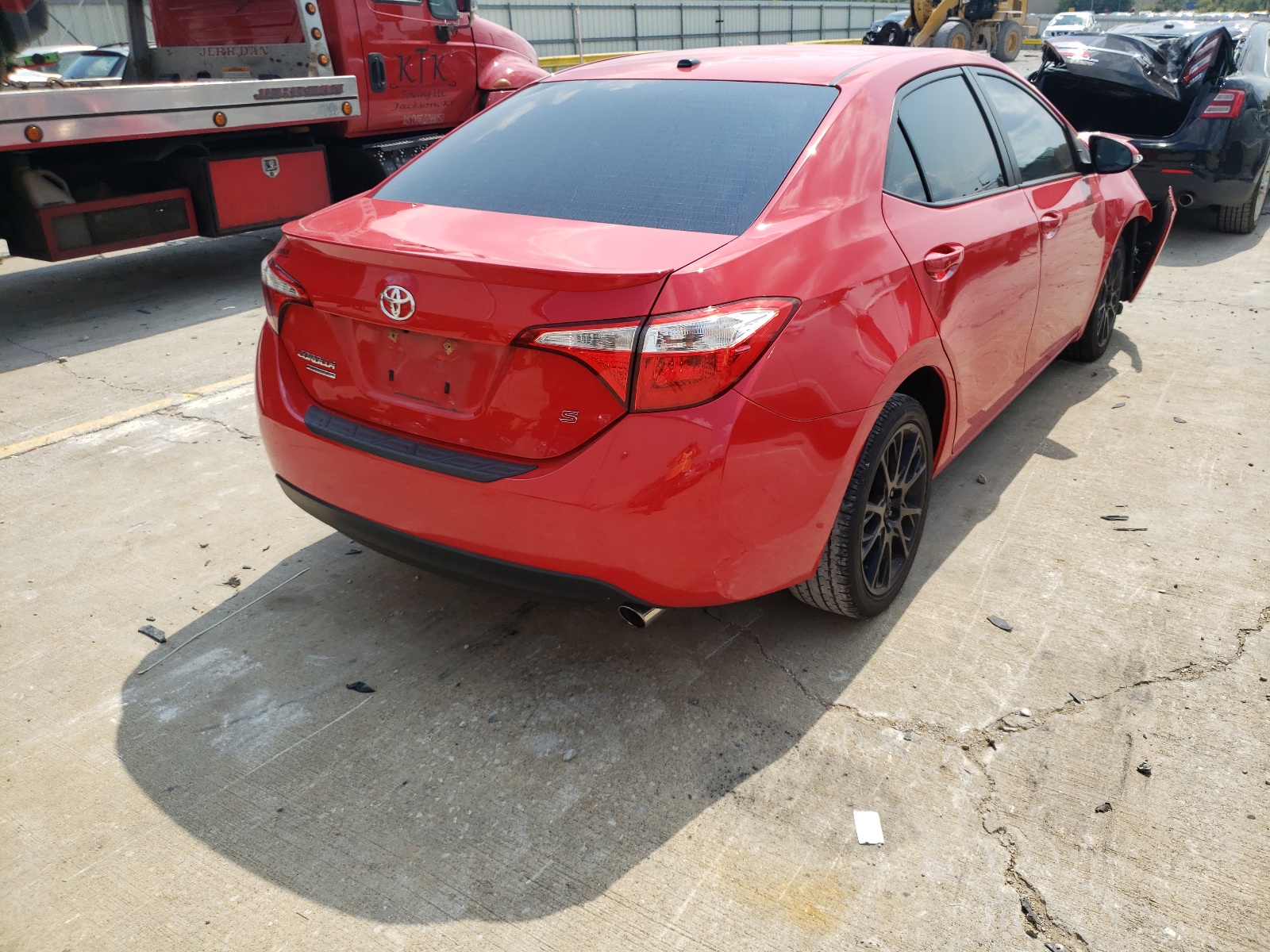 Photo 4 from auction – 2016 TOYOTA COROLLA L with VIN 2T1BURHE6GC493605