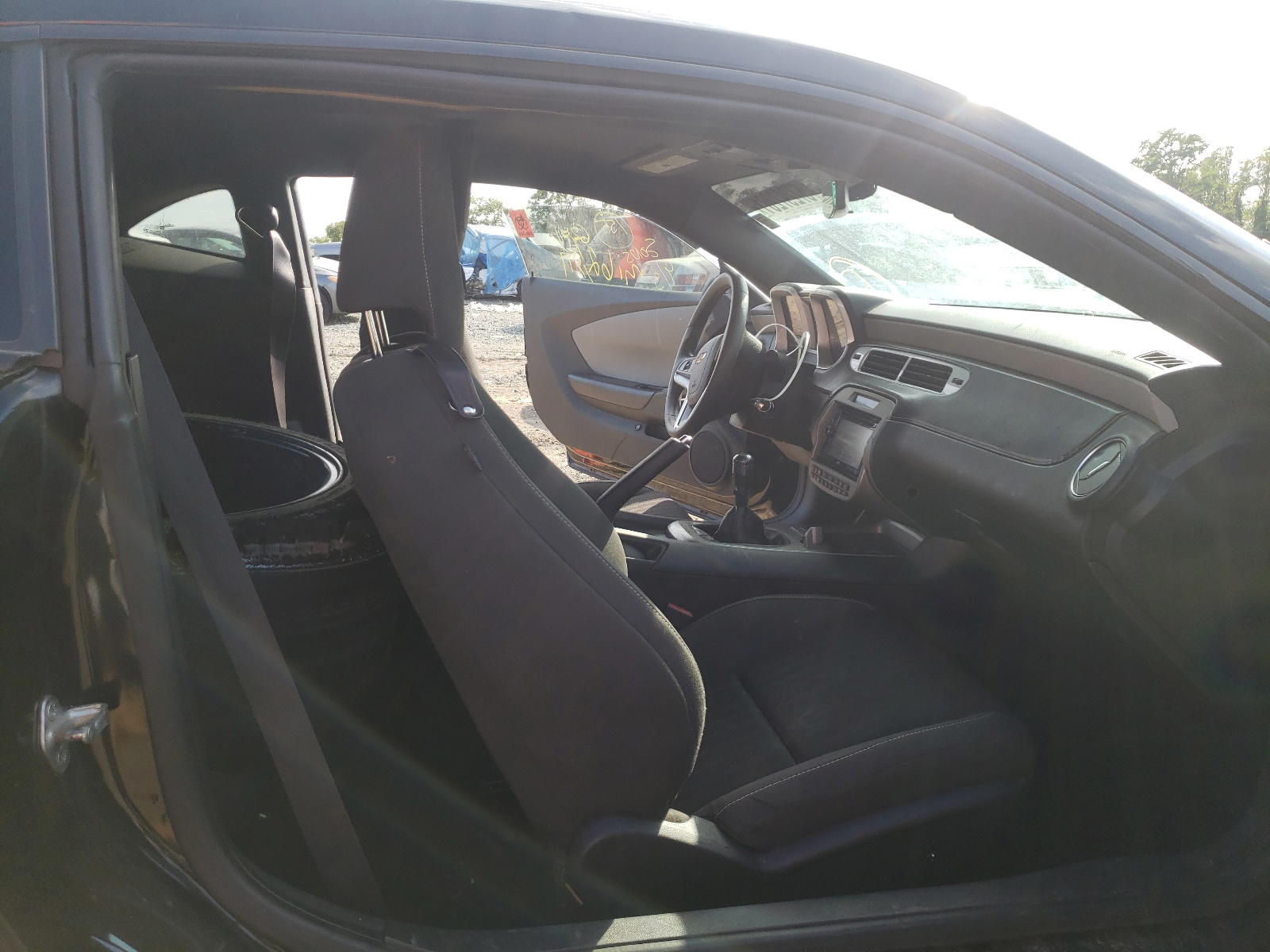 Photo 5 from auction – 2014 CHEVROLET CAMARO LS with VIN 2G1FE1E32E9229712