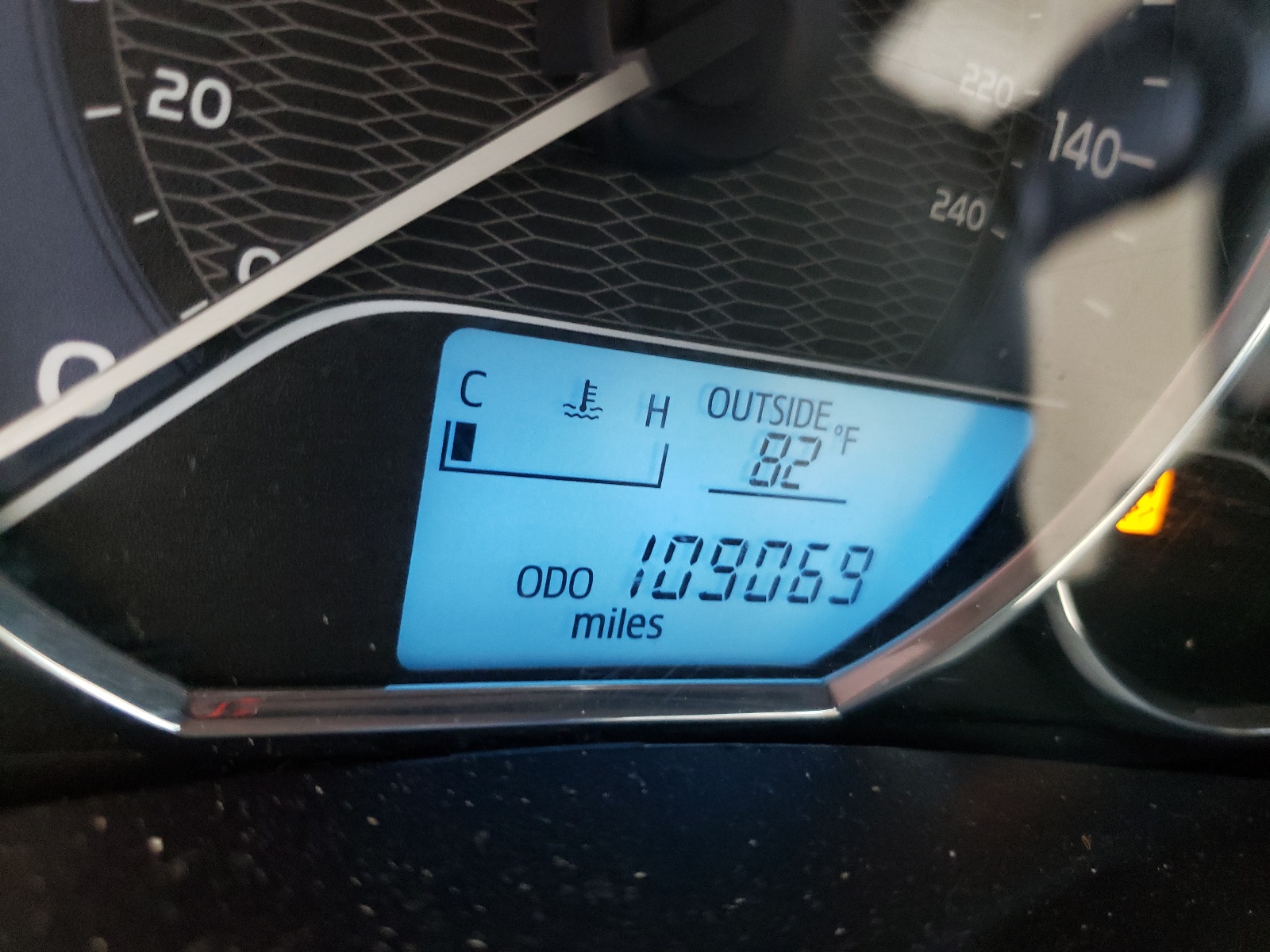Photo 8 from auction – 2015 TOYOTA COROLLA L with VIN 5YFBURHE8FP340139