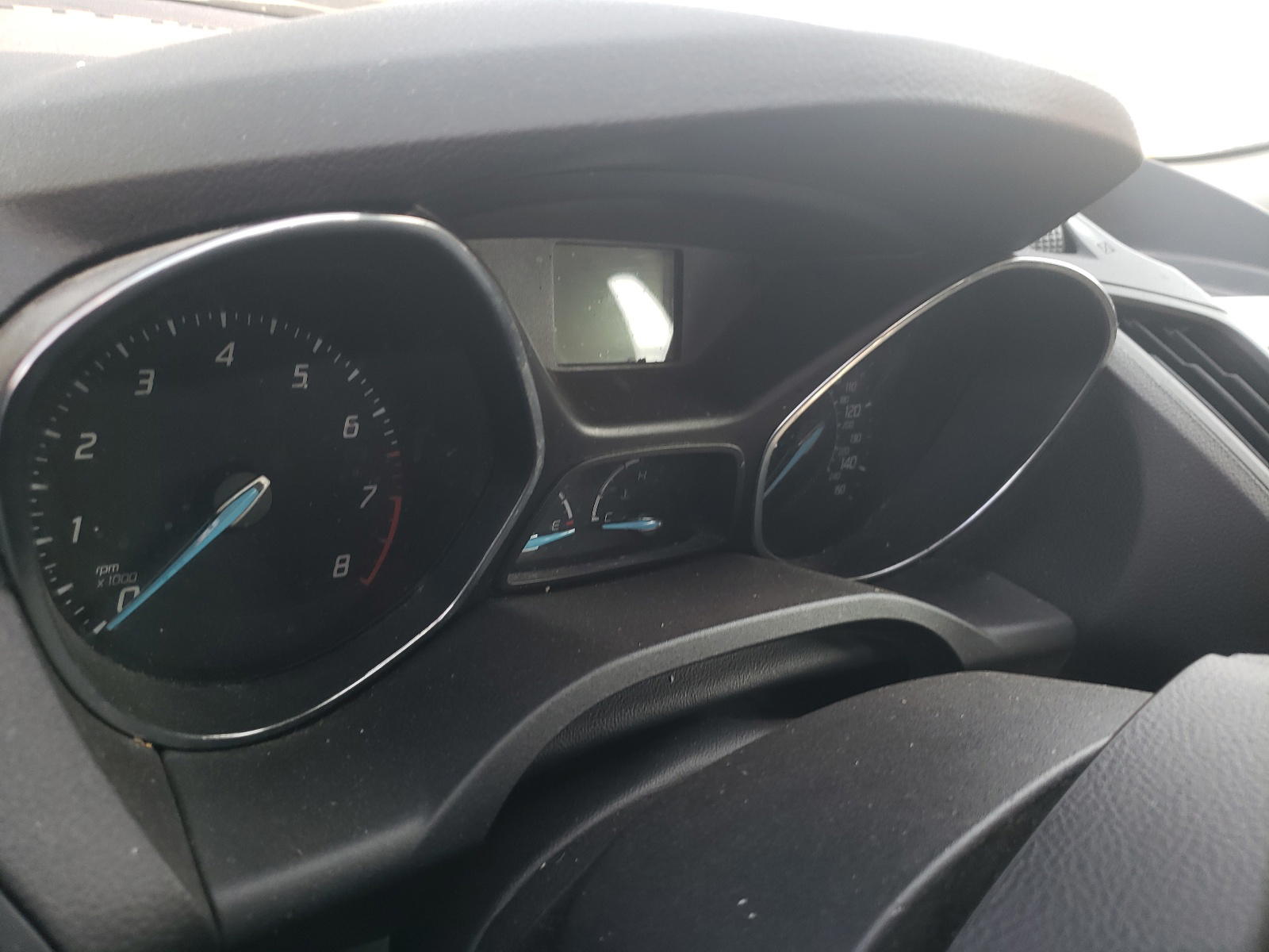 Photo 8 from auction – 2013 FORD ESCAPE S with VIN 1FMCU0F73DUC02198