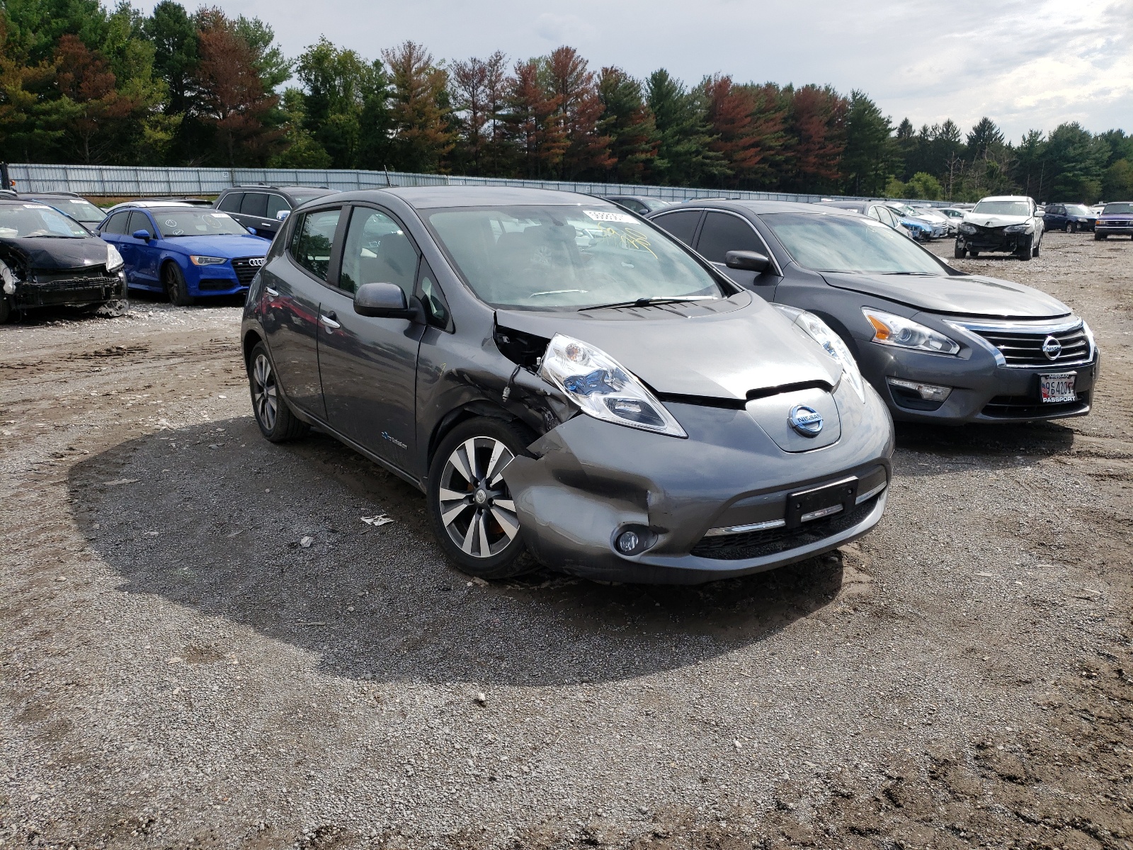 NISSAN LEAF S 2015 with VIN 1N4AZ0CP1FC315387 - Photo from auction