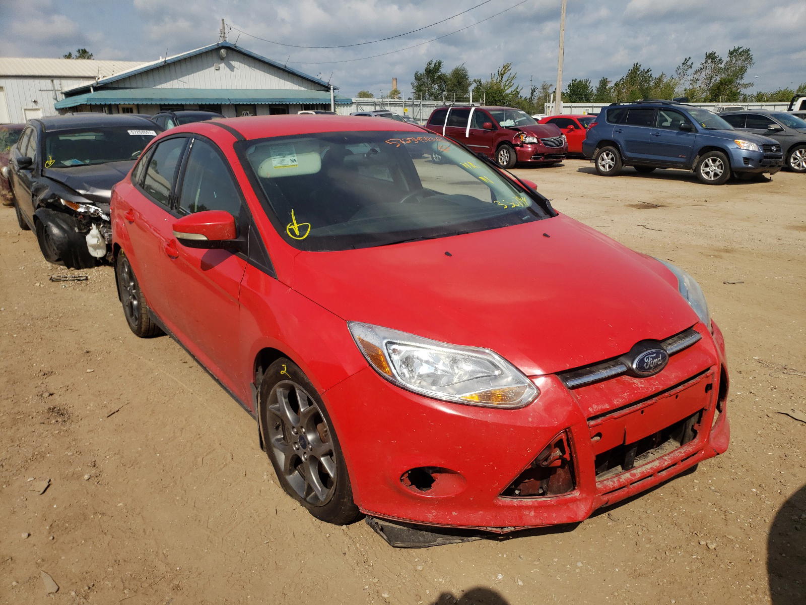 FORD FOCUS SE 2014 with VIN 1FADP3F28EL330794 - Photo from auction