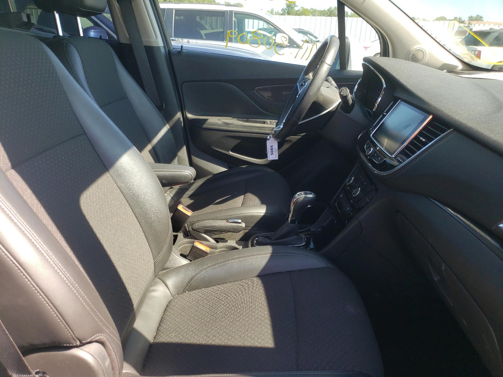 Photo 5 from auction – 2019 BUICK ENCORE PRE with VIN KL4CJASB6KB836637