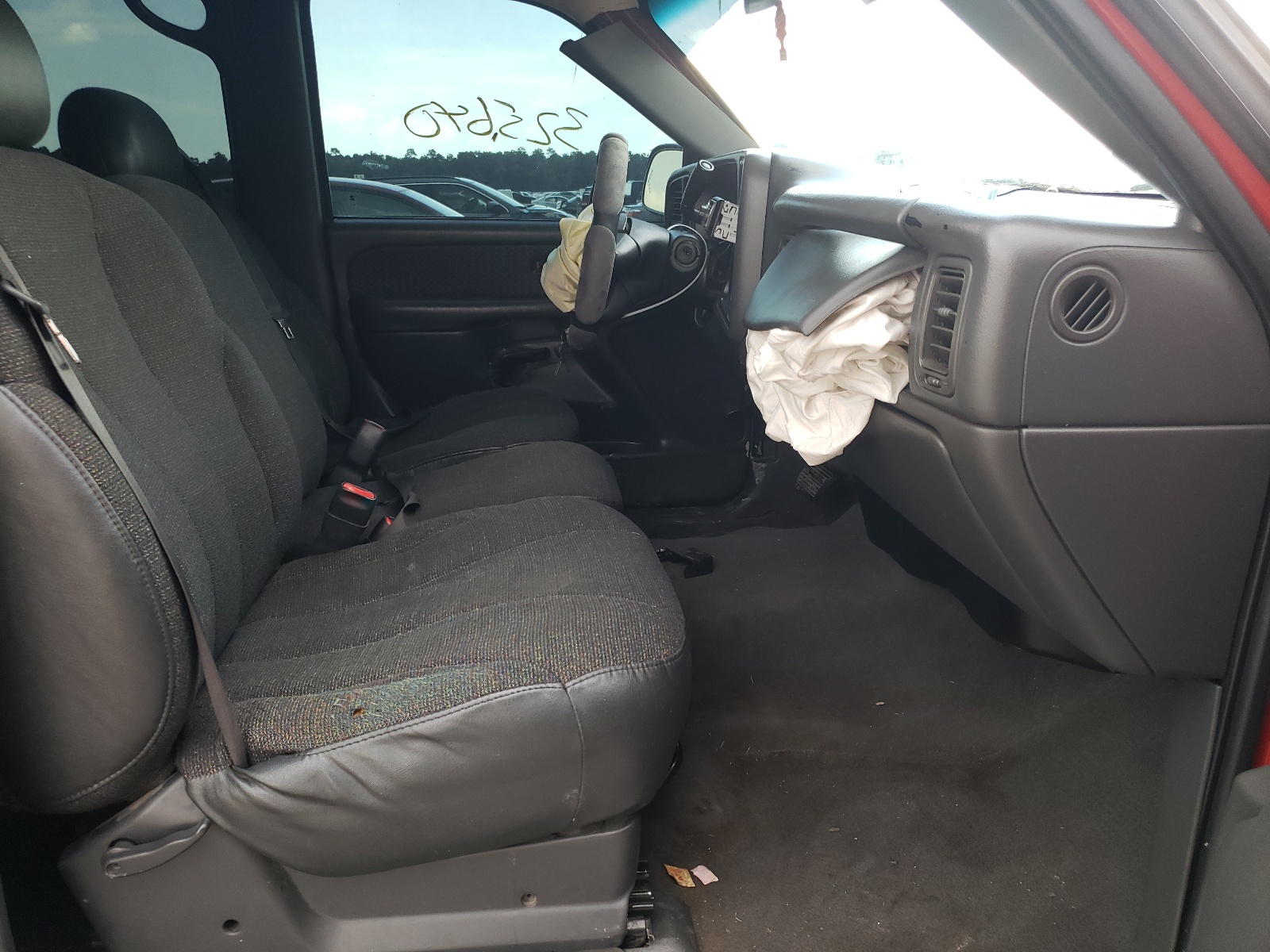 Zdjęcie 5 z aukcji – 2004 CHEVROLET AVALANCHE z VIN 3GNEC12TX4G109374