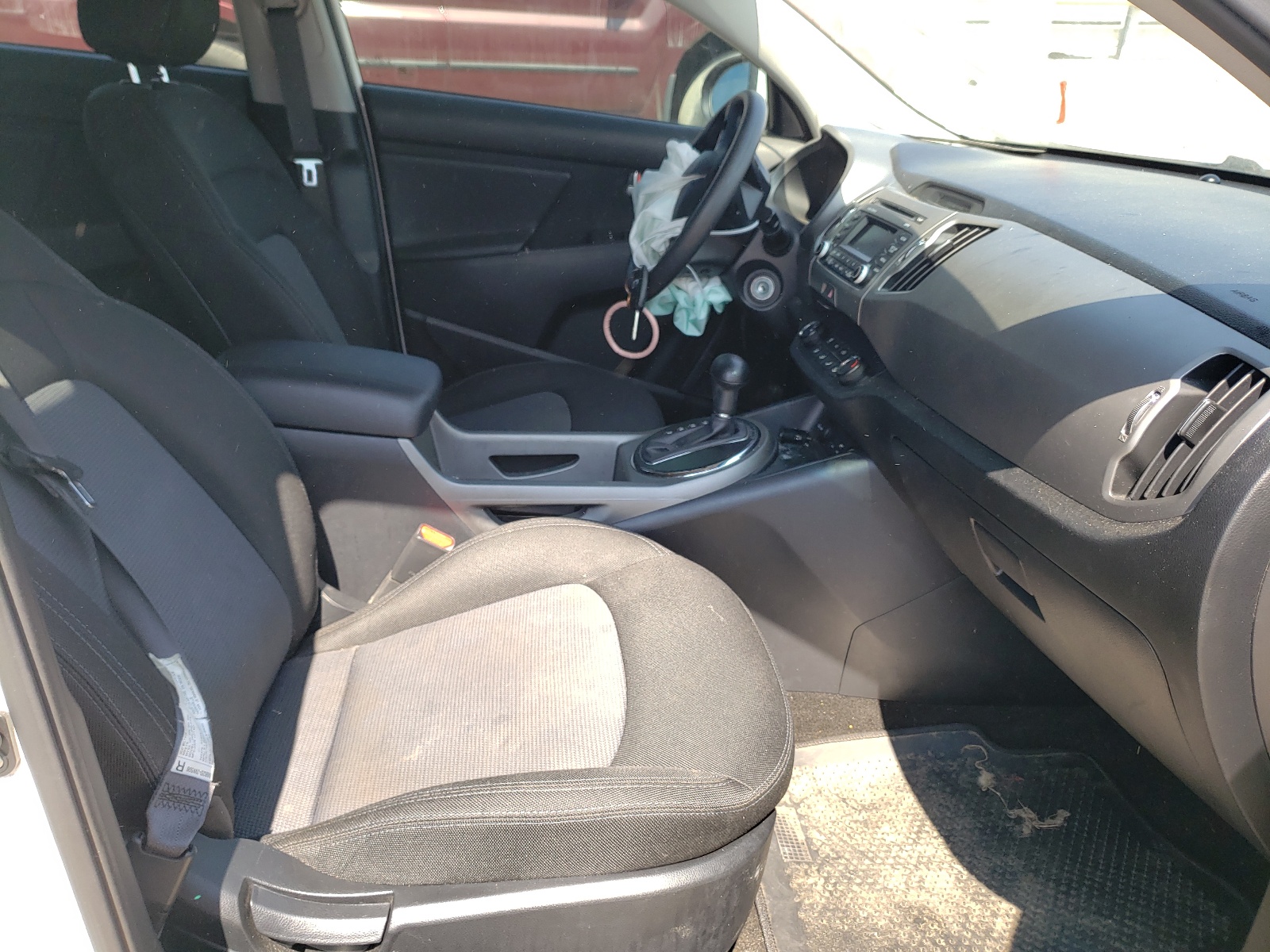 Photo 5 from auction – 2016 KIA SPORTAGE L with VIN KNDPB3AC8G7794475