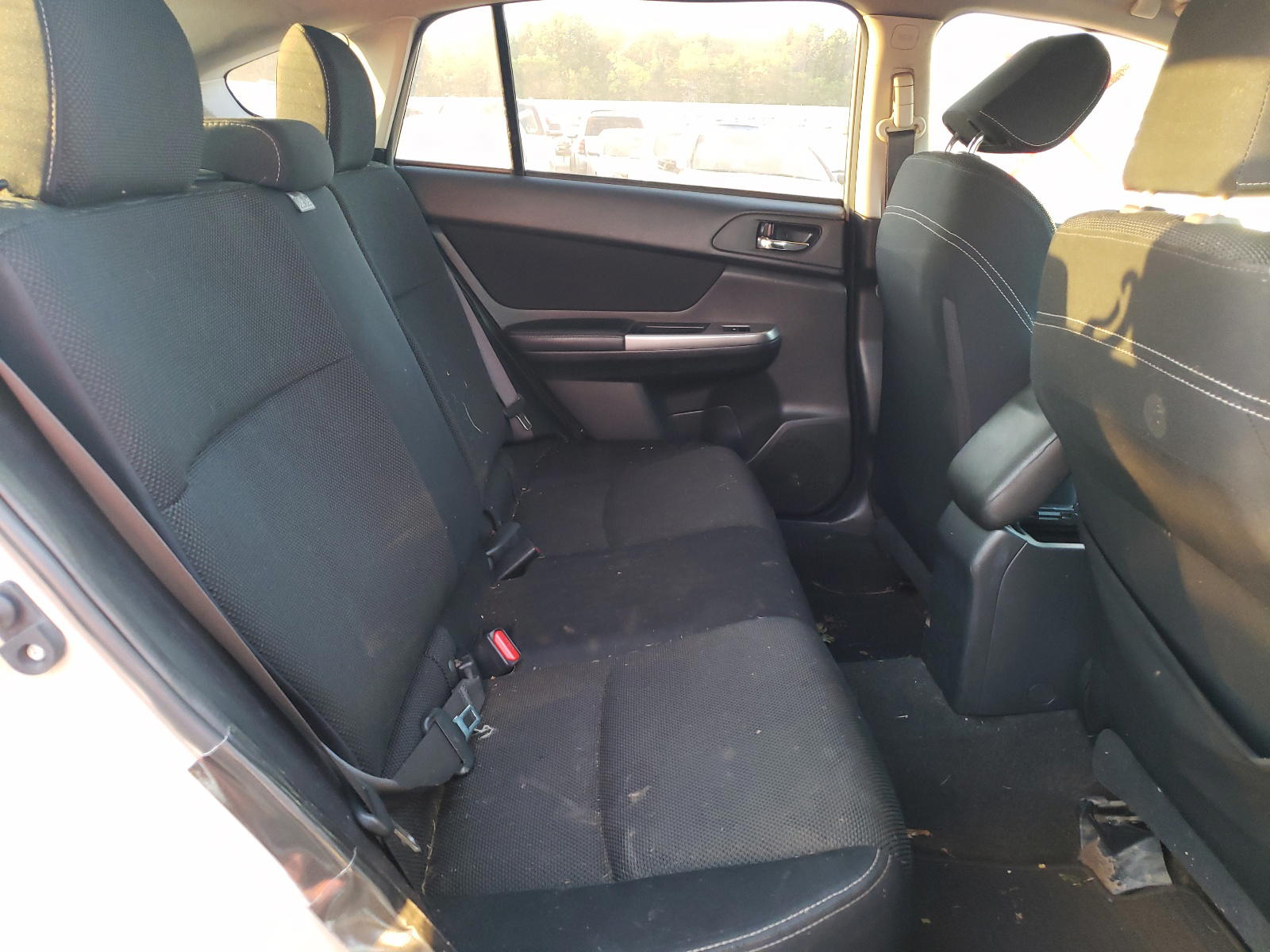 Photo 6 from auction – 2015 SUBARU XV CROSSTR with VIN JF2GPADC9F8297205