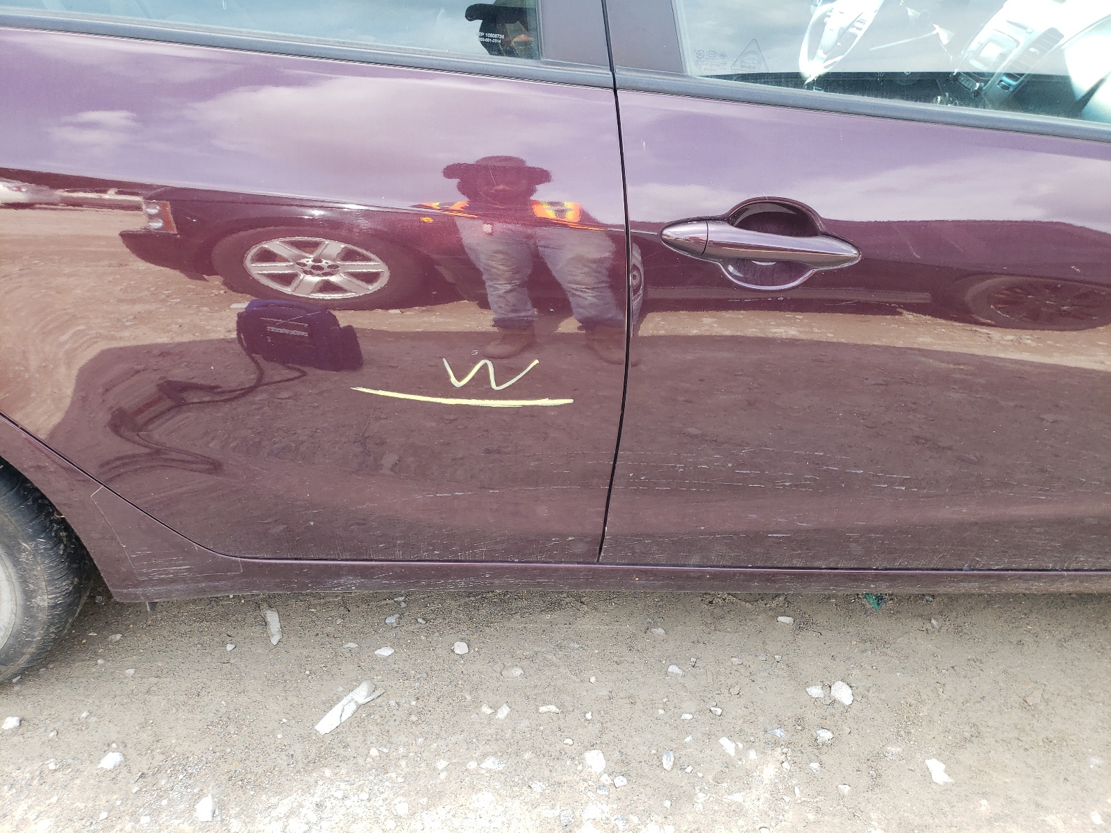 Photo 9 from auction – 2018 KIA FORTE LX with VIN 3KPFK4A70JE246160
