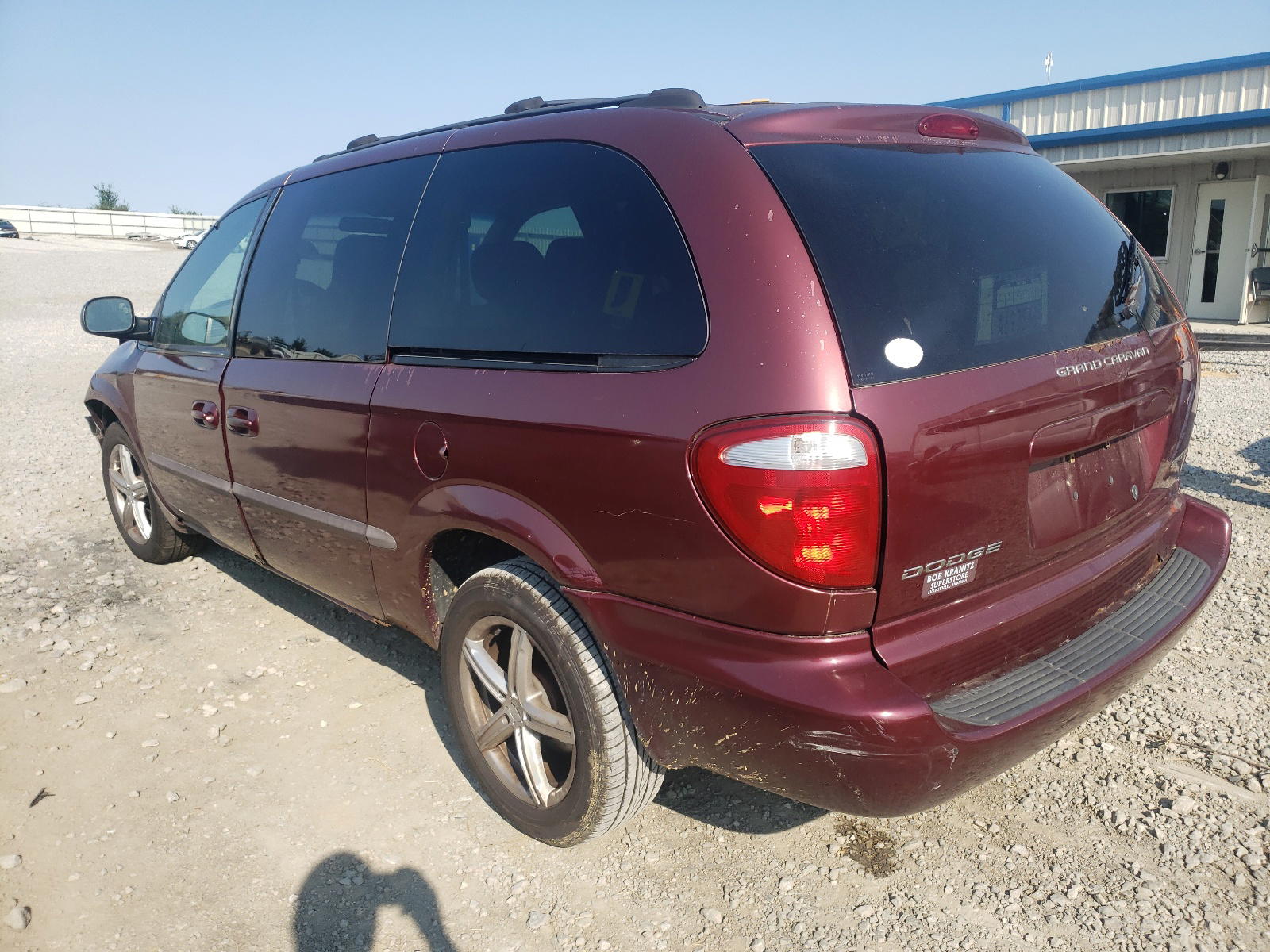 Photo 3 from auction – 2002 DODGE GRAND CARA with VIN 1B4GP44R32B582593