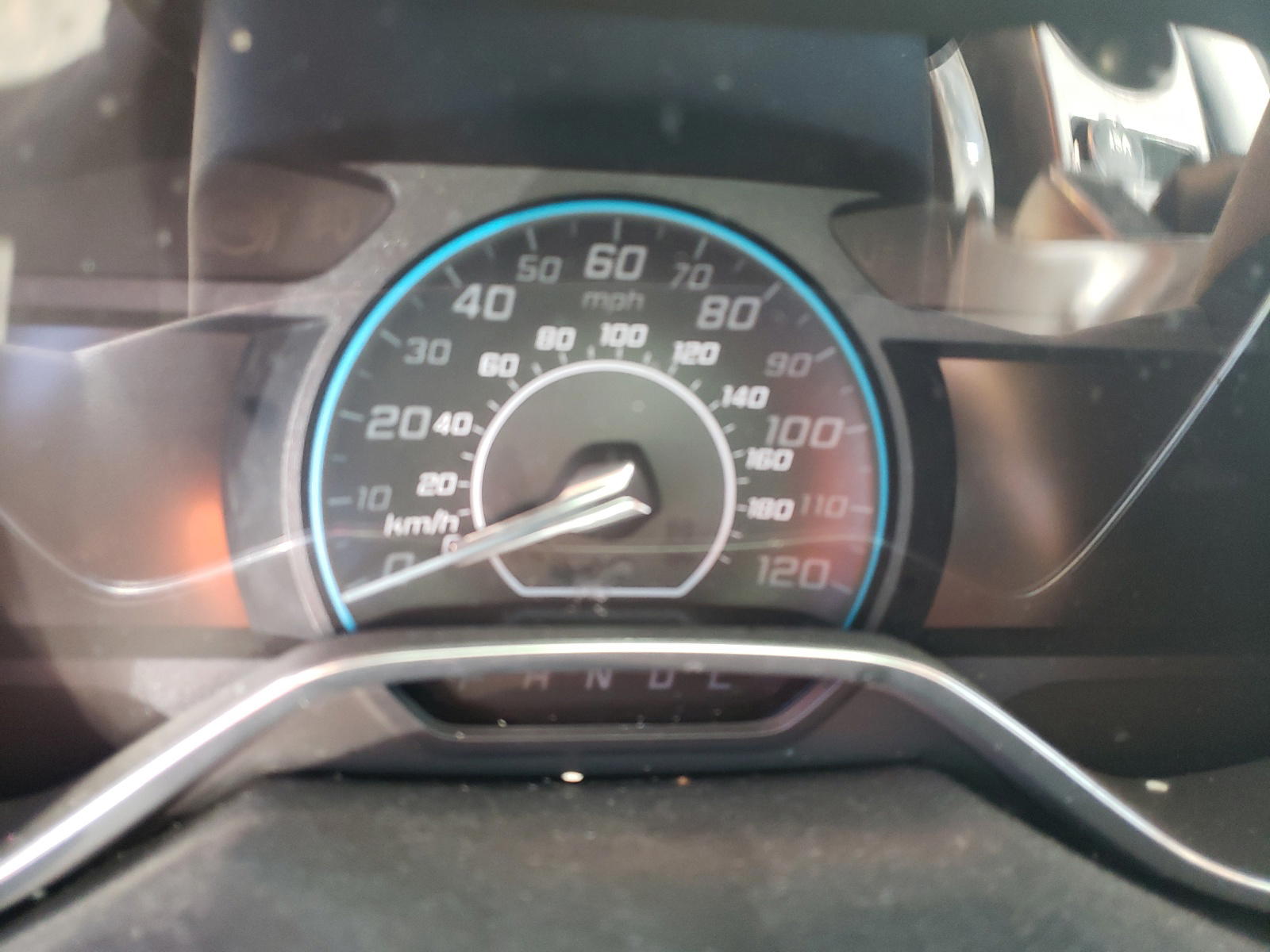 Photo 8 from auction – 2016 FORD C-MAX SE with VIN 1FADP5AU1GL114356