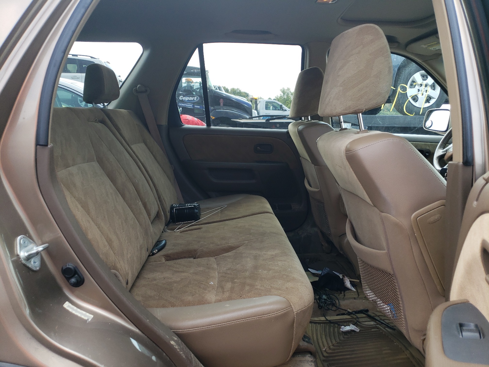 Photo 6 from auction – 2002 HONDA CR-V EX with VIN SHSRD78802U012595