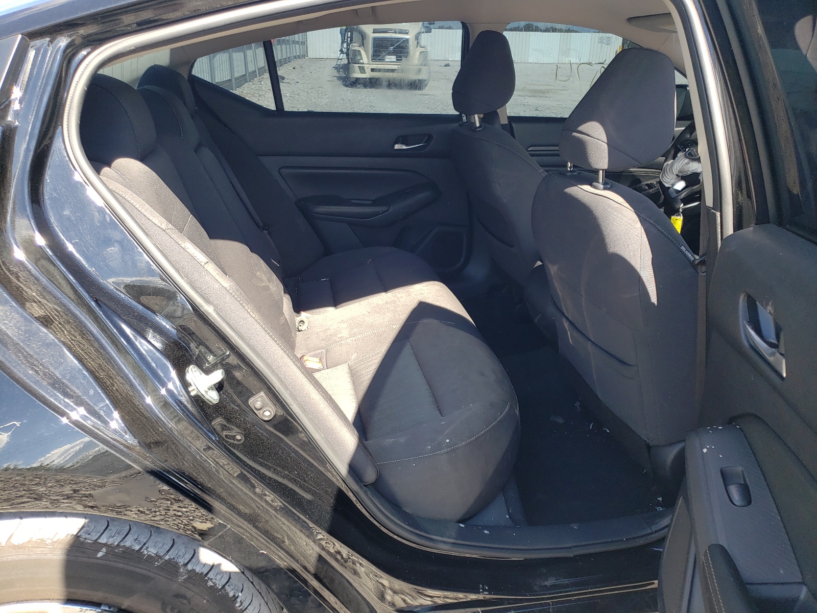 Photo 6 from auction – 2020 NISSAN ALTIMA S with VIN 1N4BL4BV5LC166636