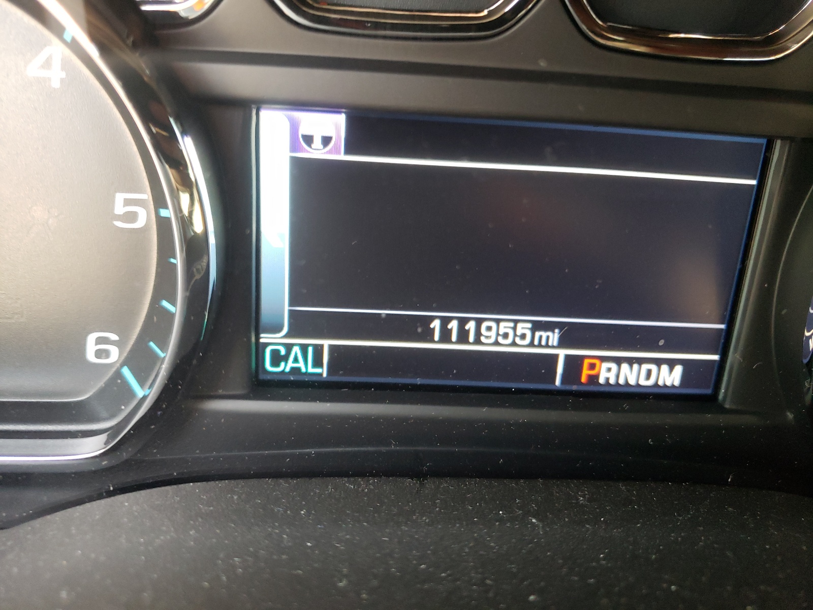 Photo 8 from auction – 2016 CHEVROLET SUBURBAN K with VIN 1GNSKJKC2GR248778