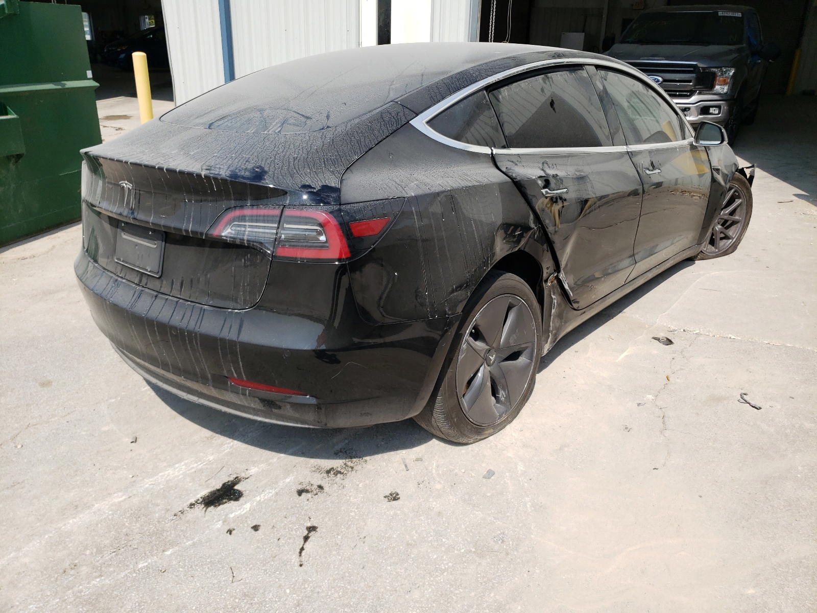 Photo 4 from auction – 2019 TESLA MODEL 3 with VIN 5YJ3E1EA2KF399441