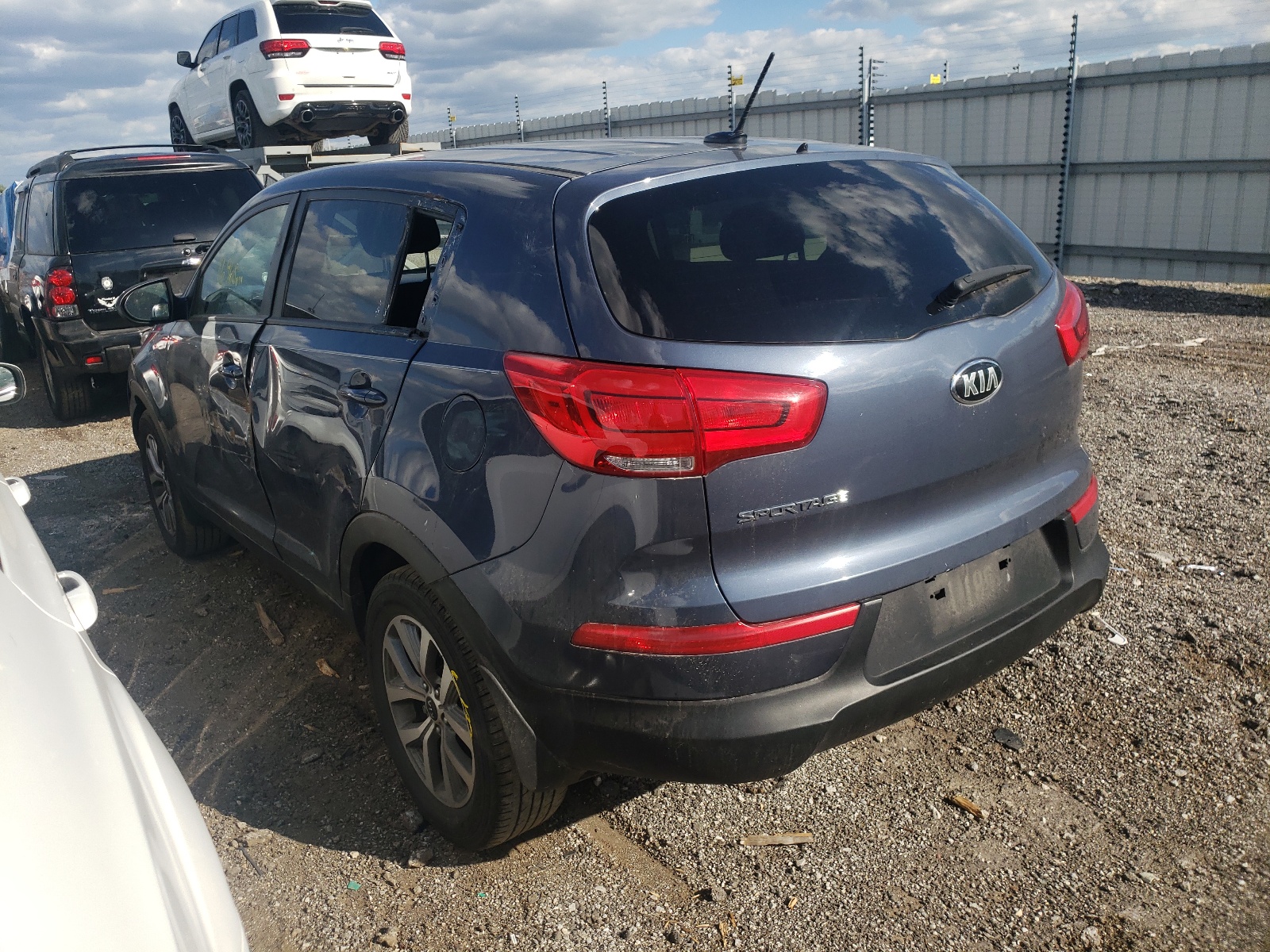 Photo 3 from auction – 2016 KIA SPORTAGE L with VIN KNDPB3AC8G7864587