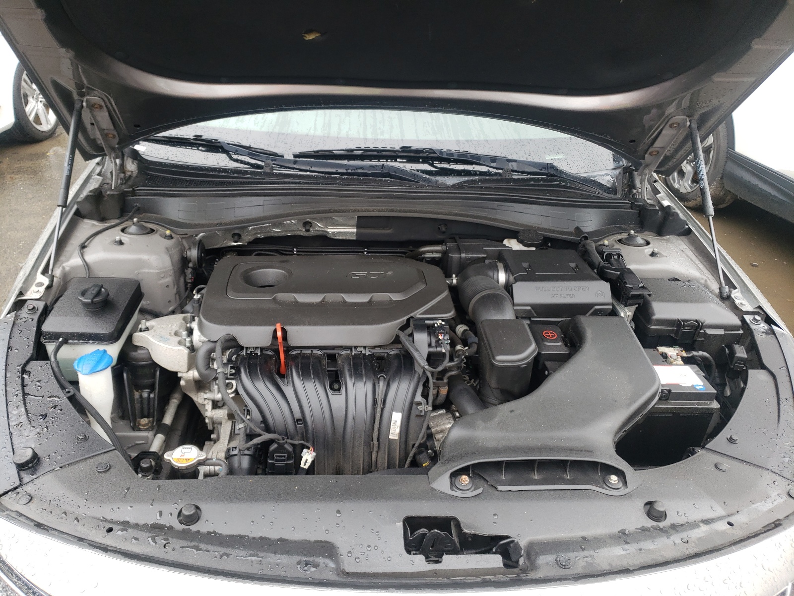Photo 7 from auction – 2017 KIA OPTIMA LX with VIN 5XXGT4L35HG164700