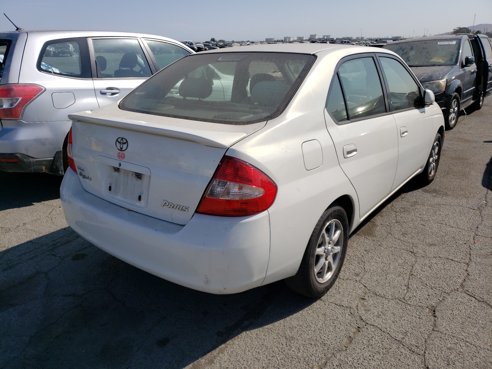 Zdjęcie 4 z aukcji – 2003 TOYOTA PRIUS z VIN JT2BK12UX30083152