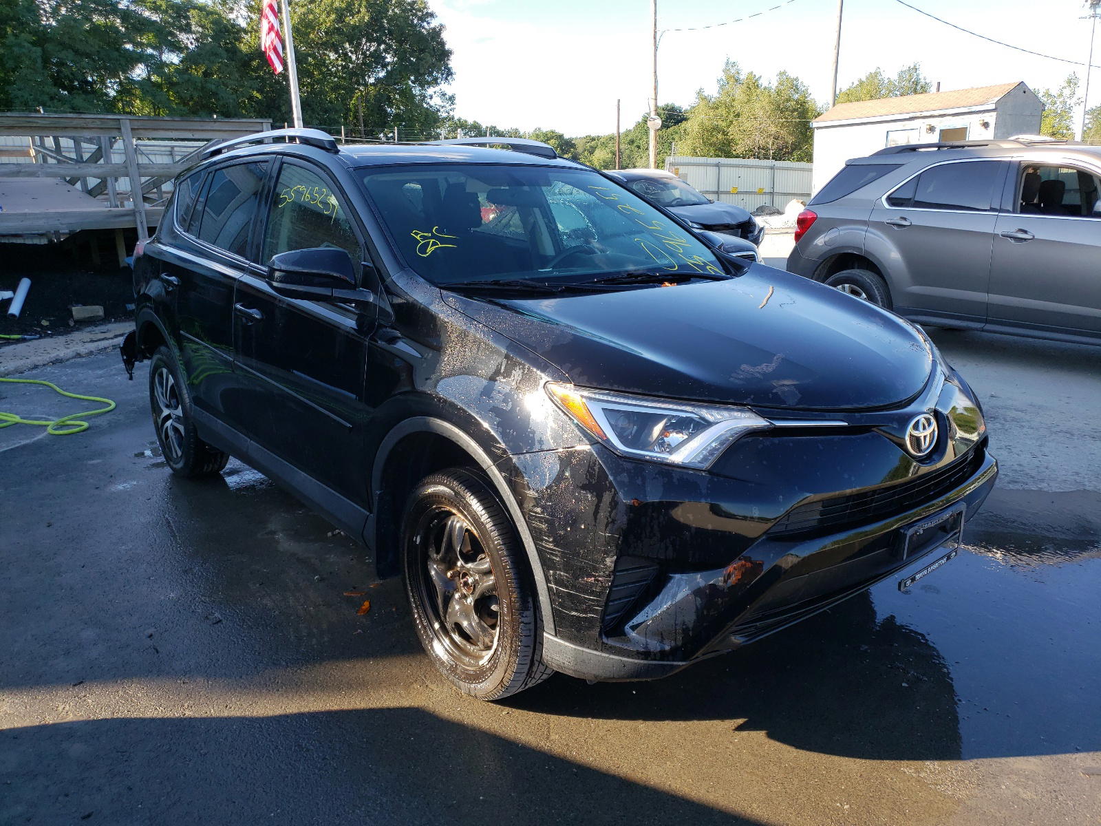 TOYOTA RAV4 LE 2016 with VIN 2T3BFREV3GW496367 - Photo from auction