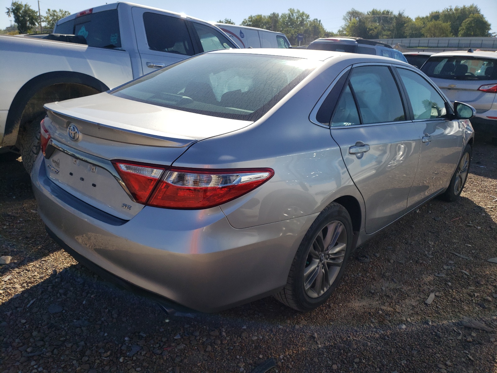 Photo 4 from auction – 2017 TOYOTA CAMRY LE with VIN 4T1BF1FK8HU322407