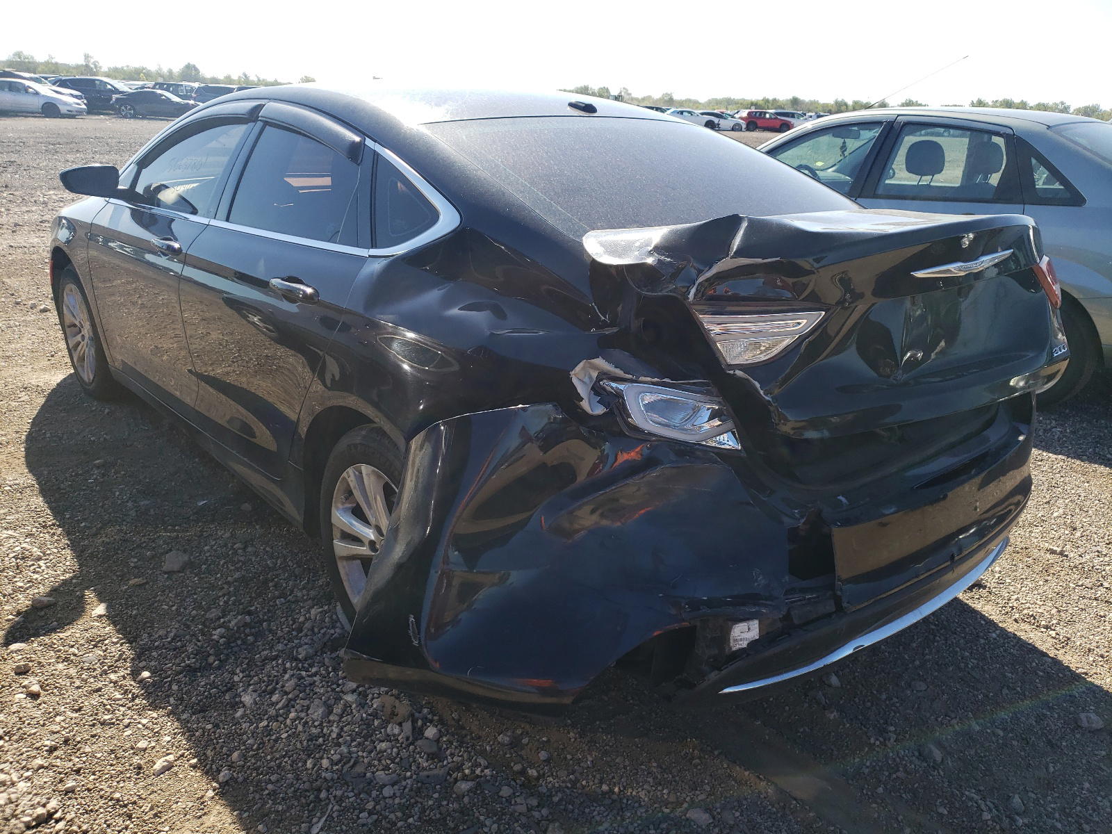 Photo 3 from auction – 2015 CHRYSLER 200 LIMITE with VIN 1C3CCCAB7FN708462