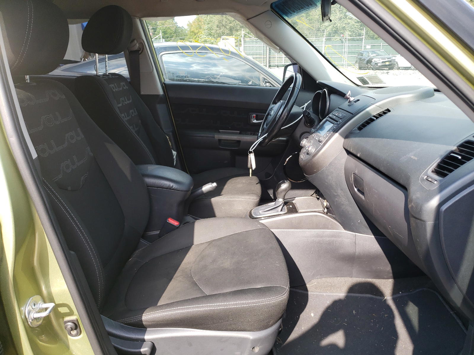 Photo 5 from auction – 2013 KIA SOUL + with VIN KNDJT2A69D7626153