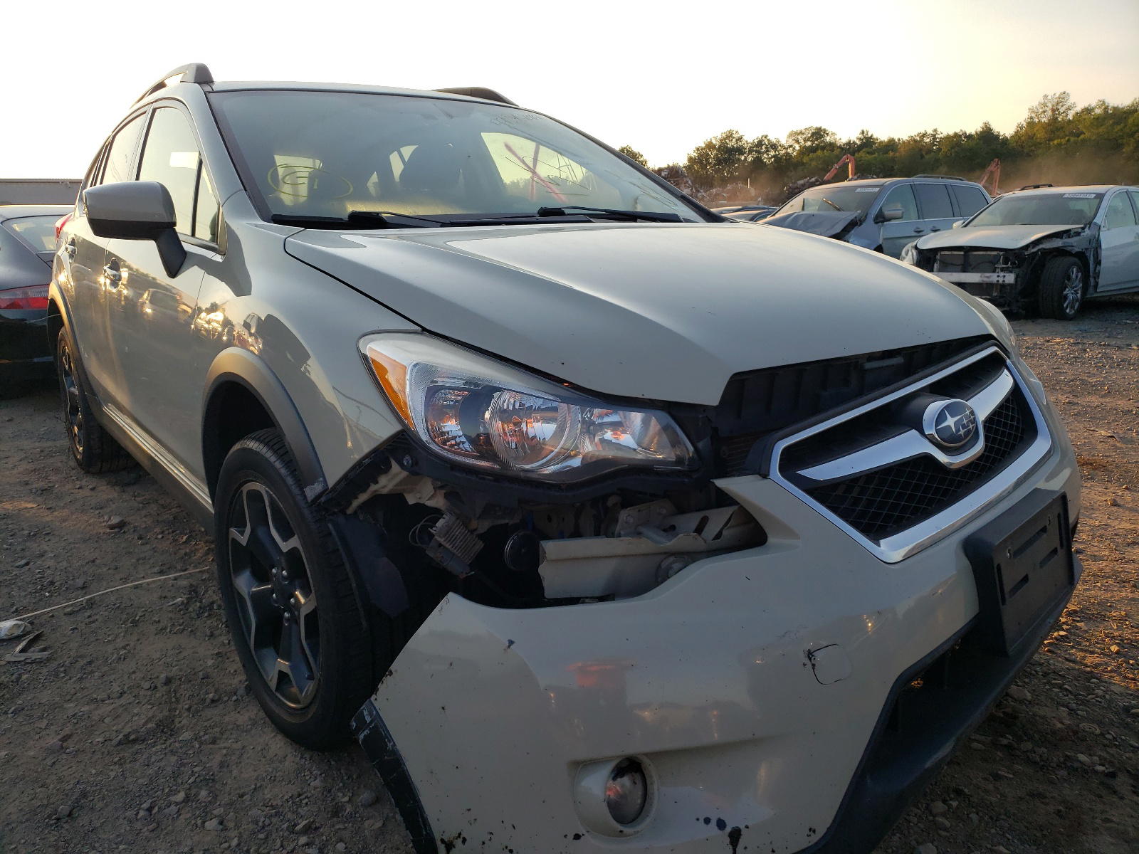 SUBARU XV CROSSTR 2015 with VIN JF2GPADC9F8297205 - Photo from auction