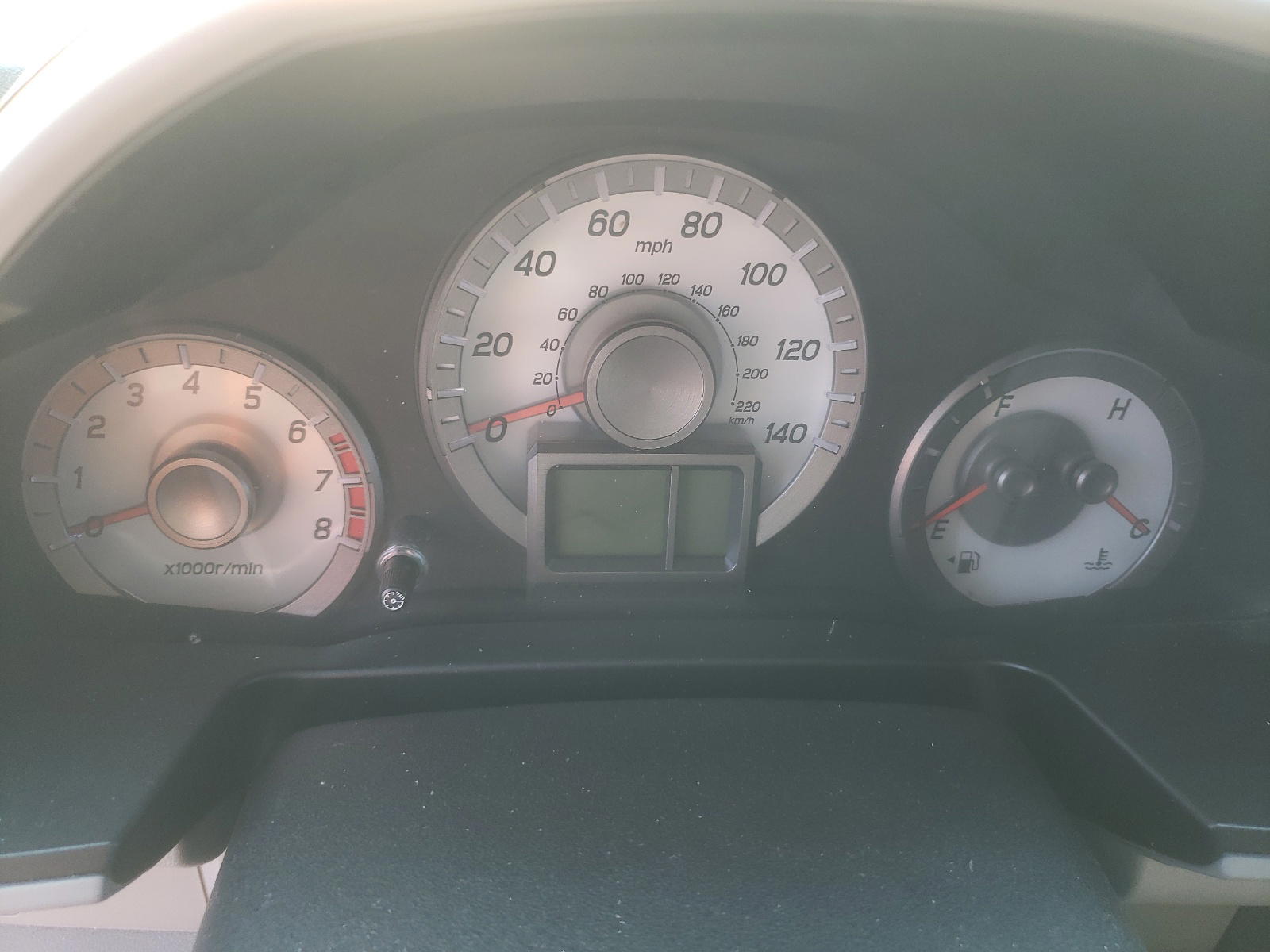 Photo 8 from auction – 2014 HONDA PILOT LX with VIN 5FNYF3H27EB023082
