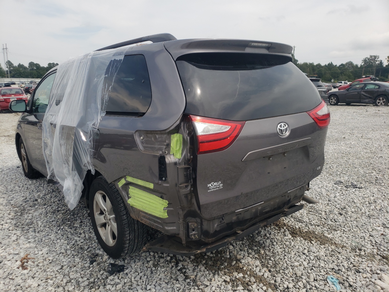Photo 9 from auction – 2015 TOYOTA SIENNA LE with VIN 5TDKK3DC7FS645808