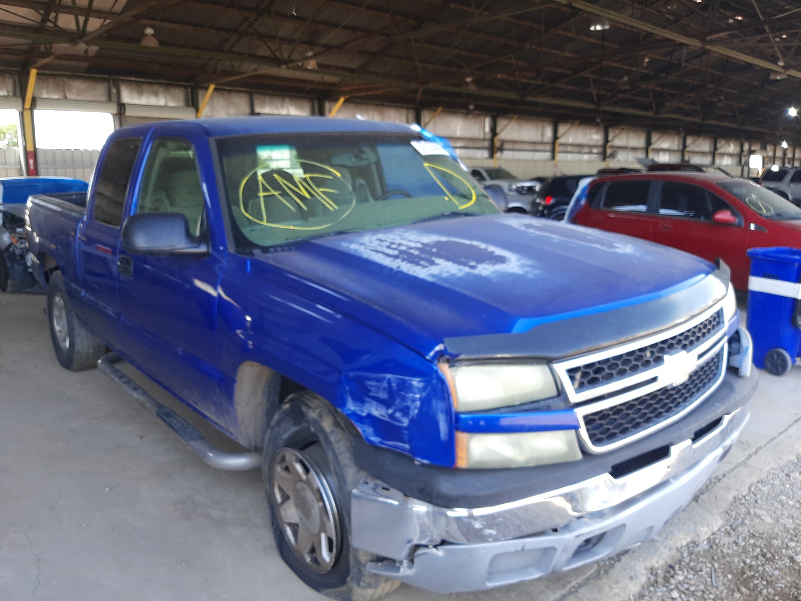 CHEVROLET SILVERADO 2006 with VIN 1GCEK19T86Z236760 - Photo from auction