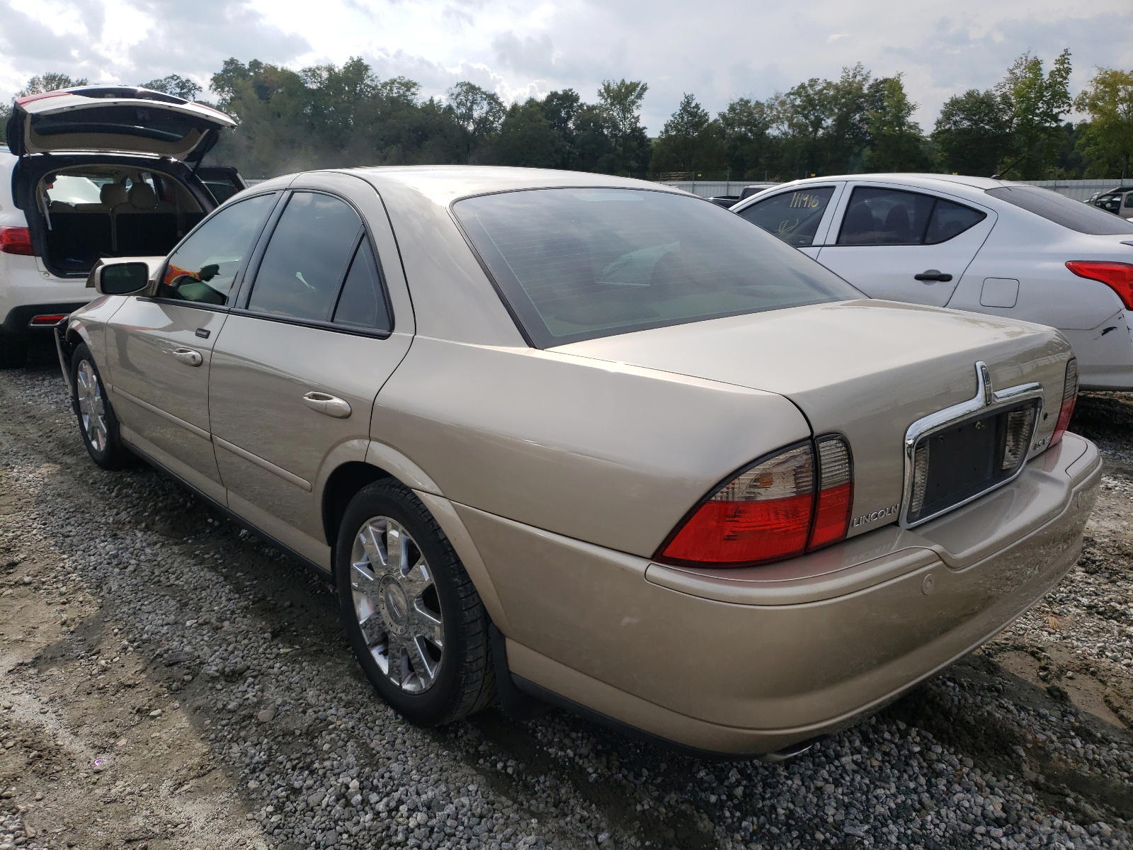 Photo 3 from auction – 2005 LINCOLN LS with VIN 1LNHM87AX5Y616121
